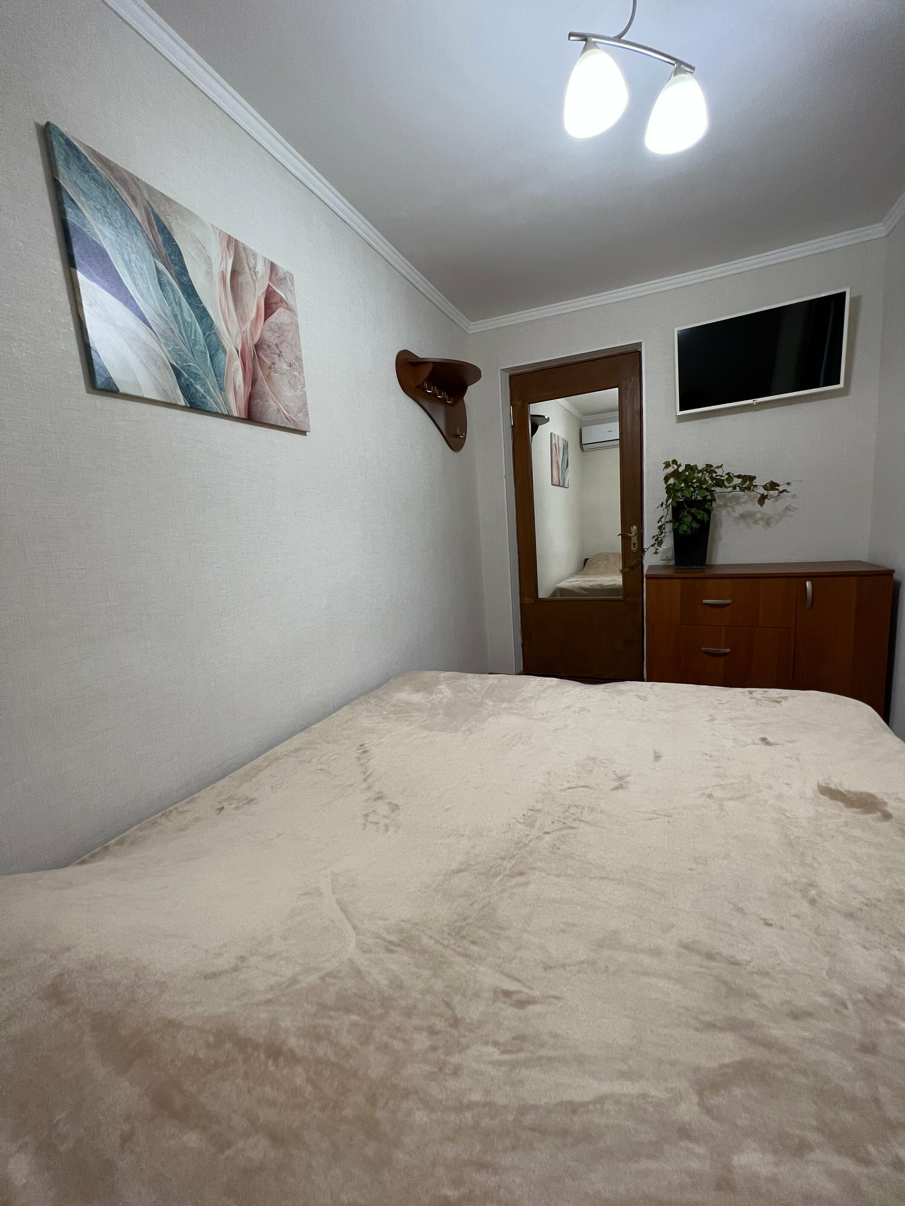 Двухместный номер с 1 кроватью или 2 отдельными кроватями и общей ванной комнатой