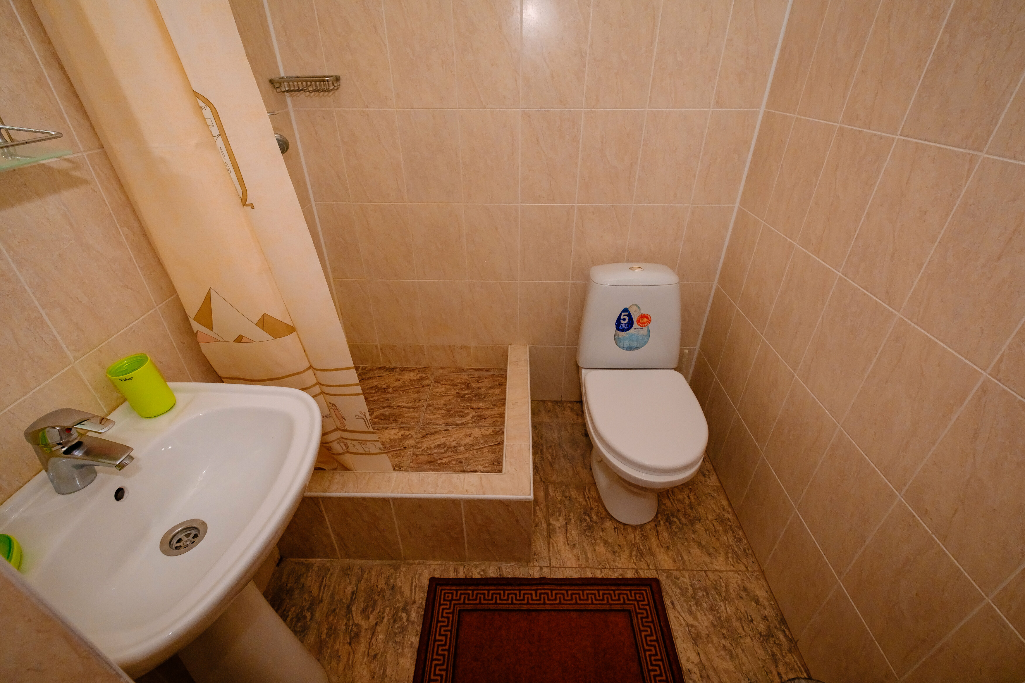 Трехместный номер с балконом