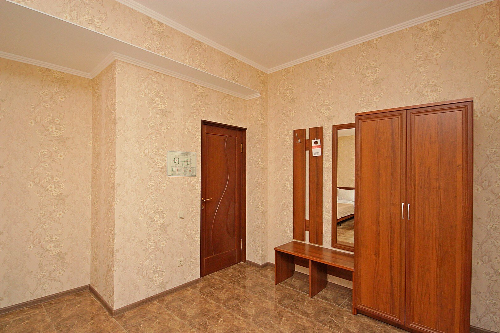 Трехместный номер с балконом