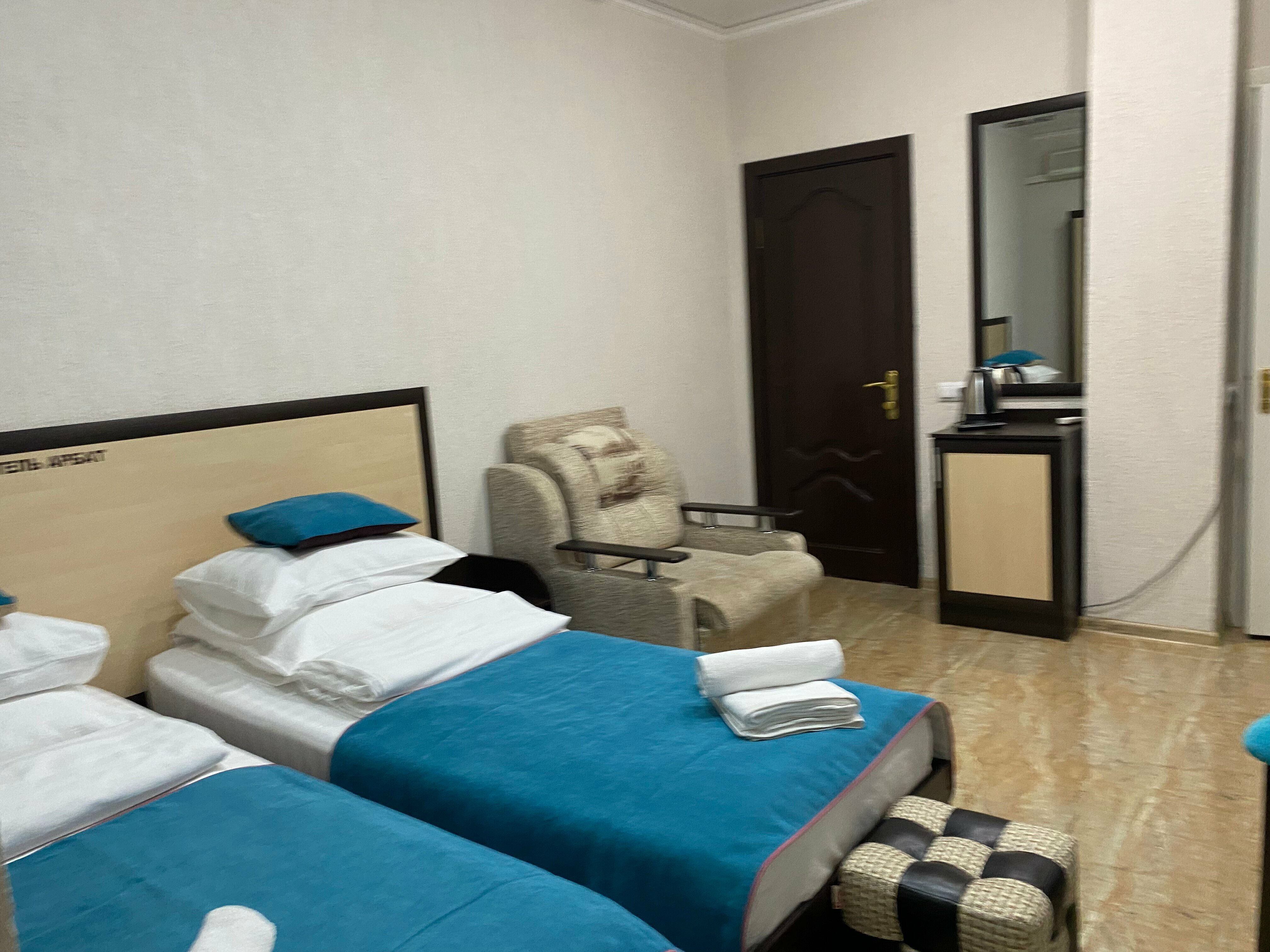 Двухместный номер с 1 кроватью или 2 отдельными кроватями и дополнительной кроватью