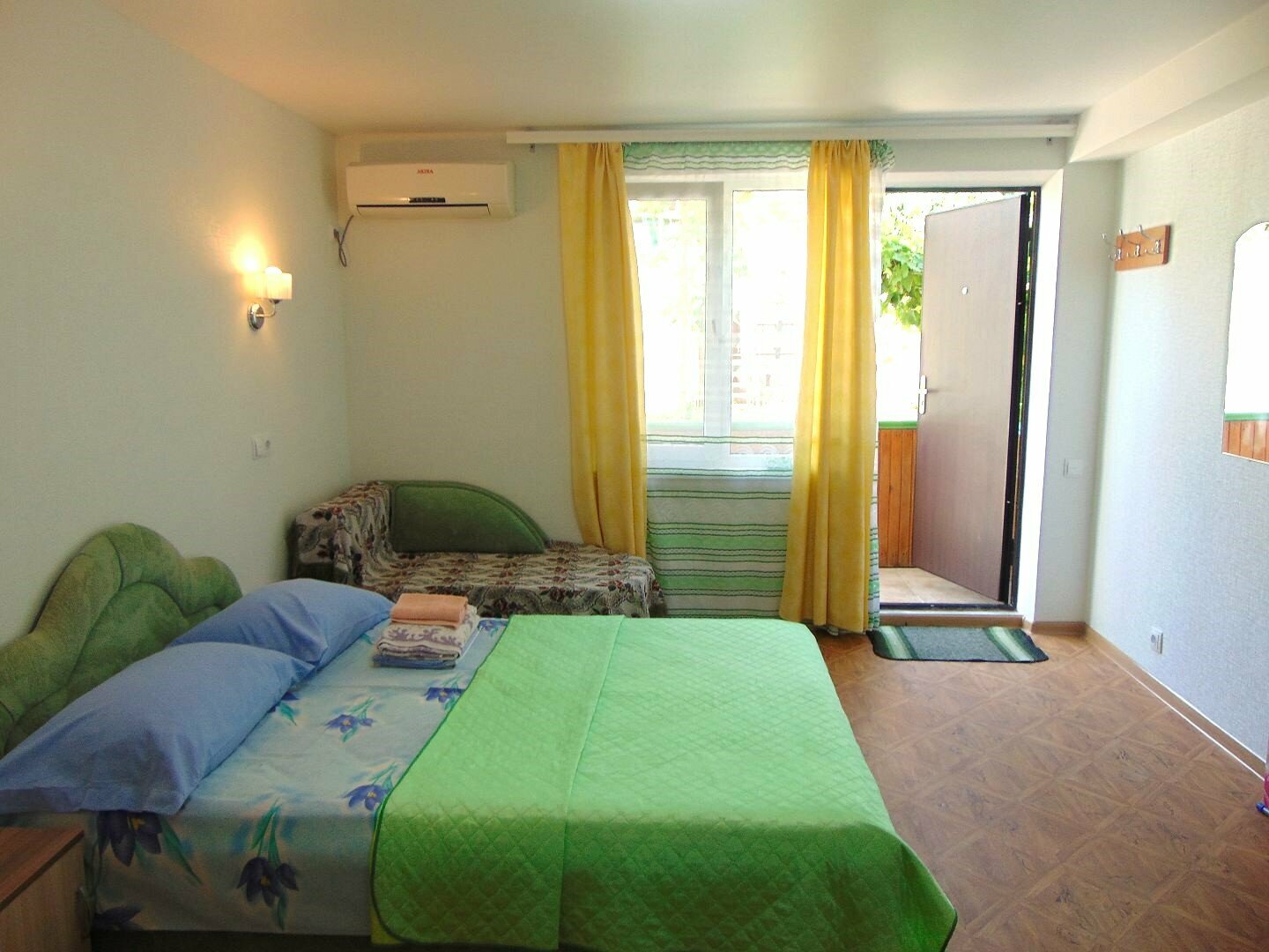 Апартаменты с балконом