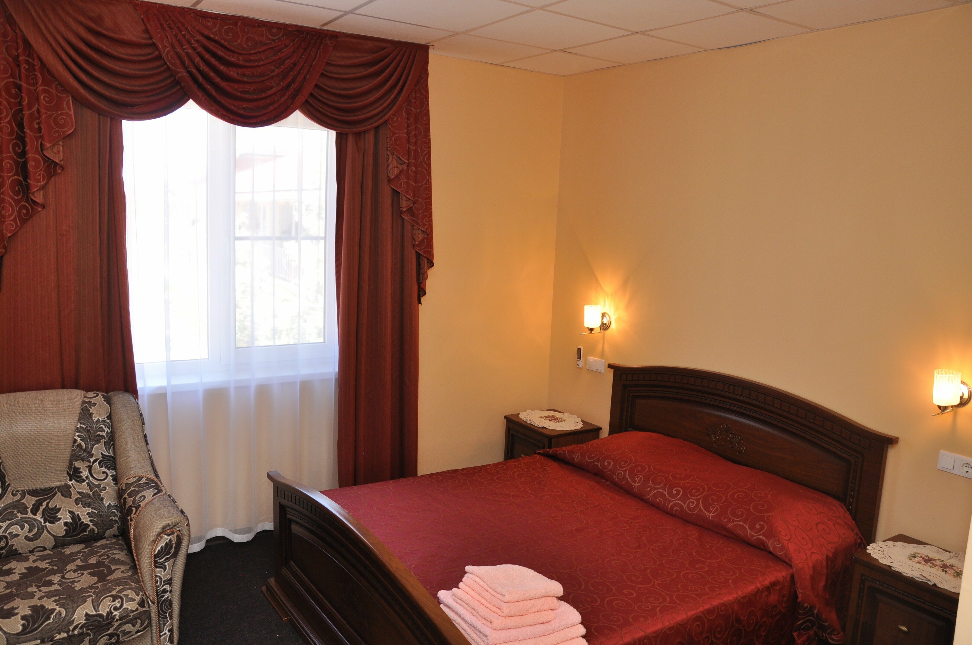 Семейный номер с ванной комнатой