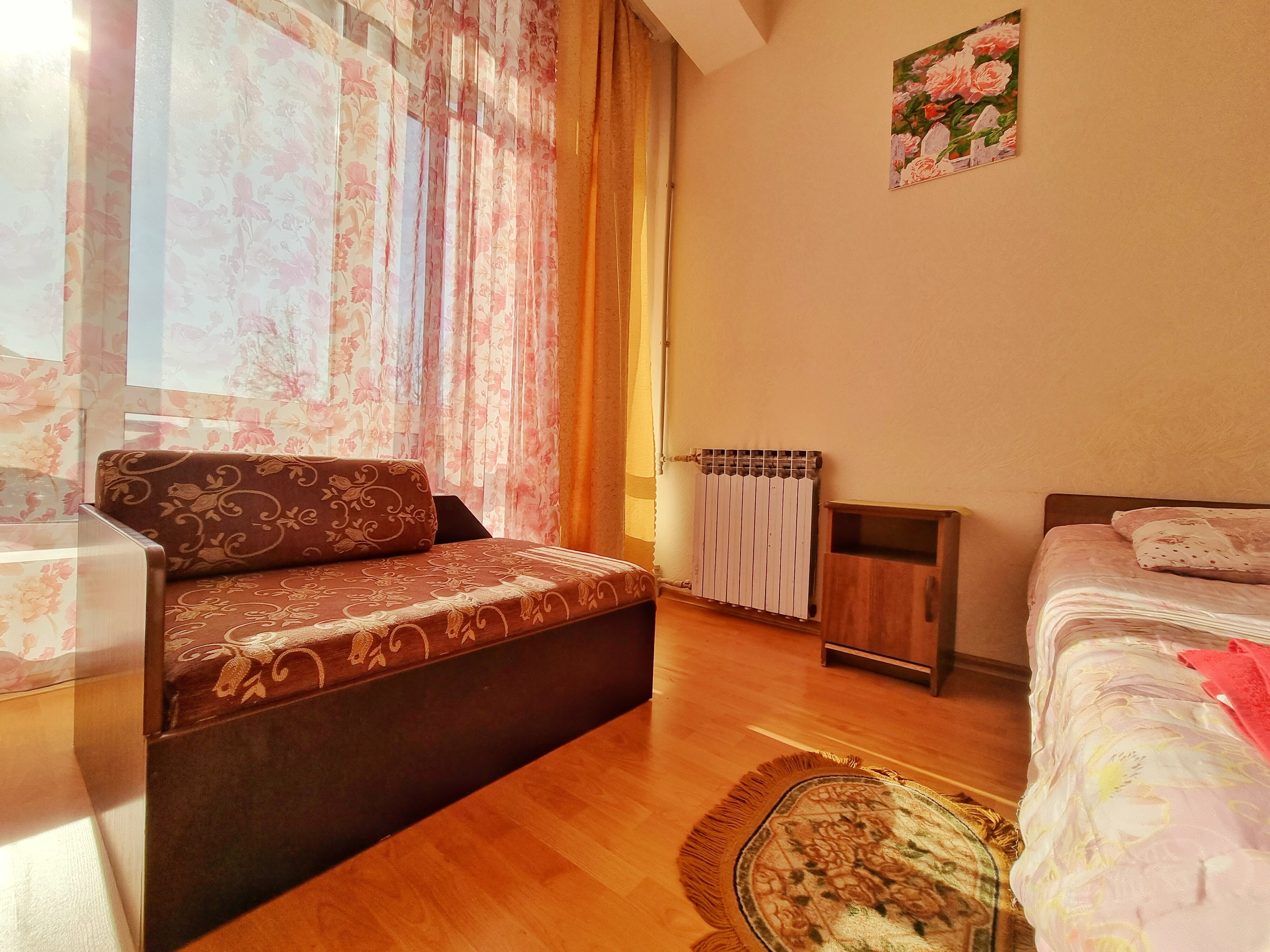 Двухместный номер эконом-класса с 2 отдельными кроватями