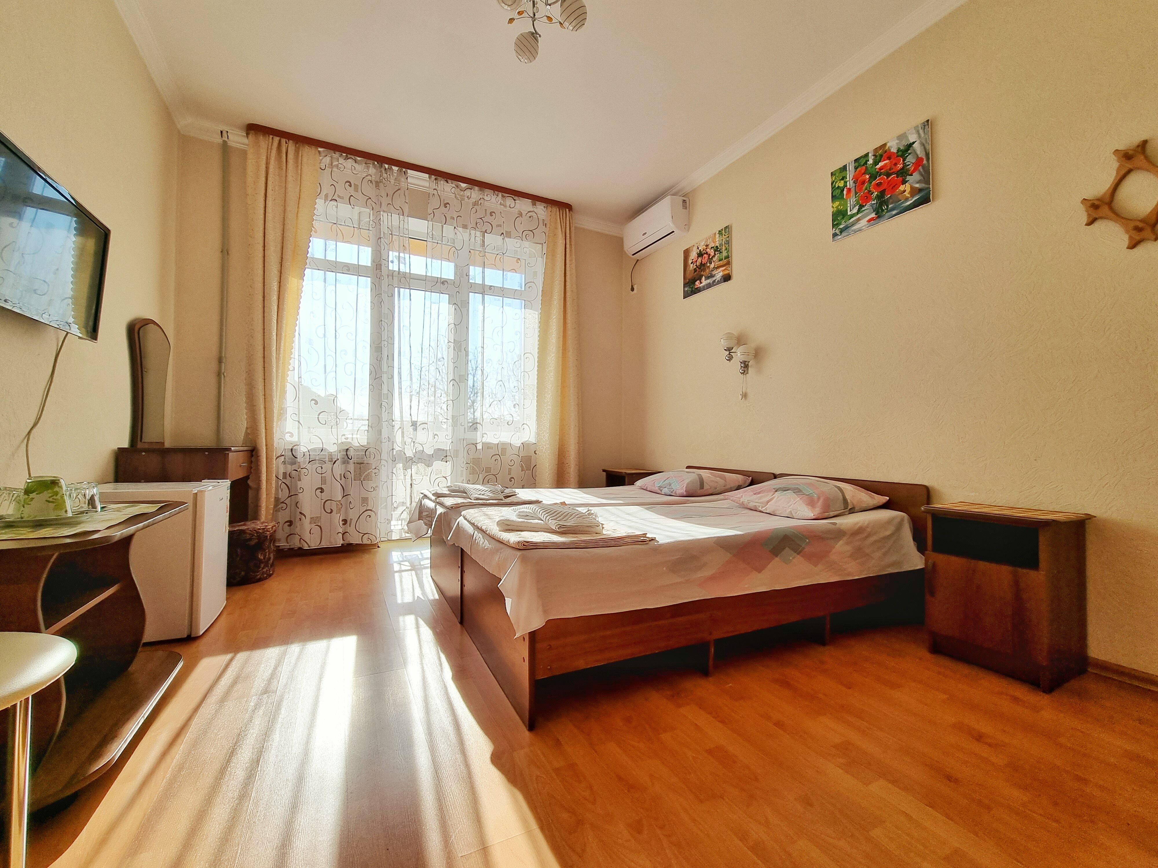Двухместный номер с 2 отдельными кроватями и балконом