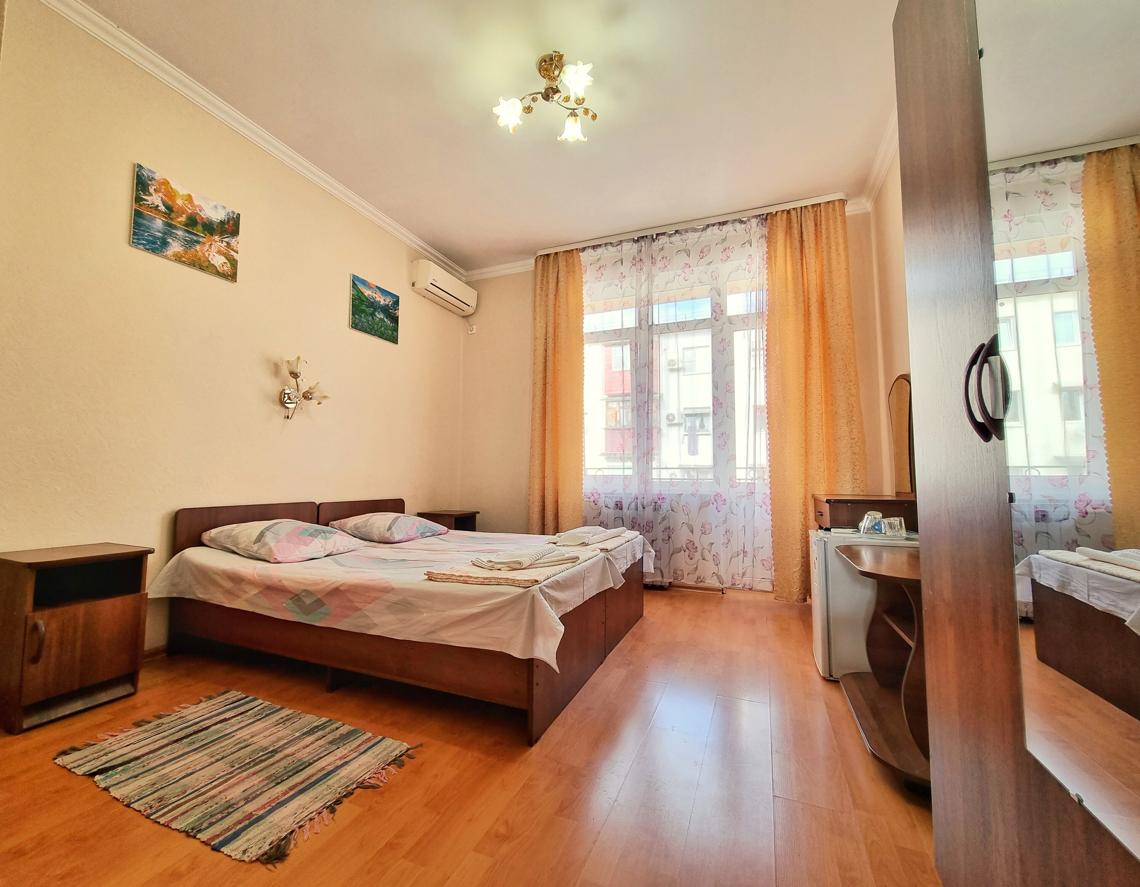 Двухместный номер с 2 отдельными кроватями и балконом