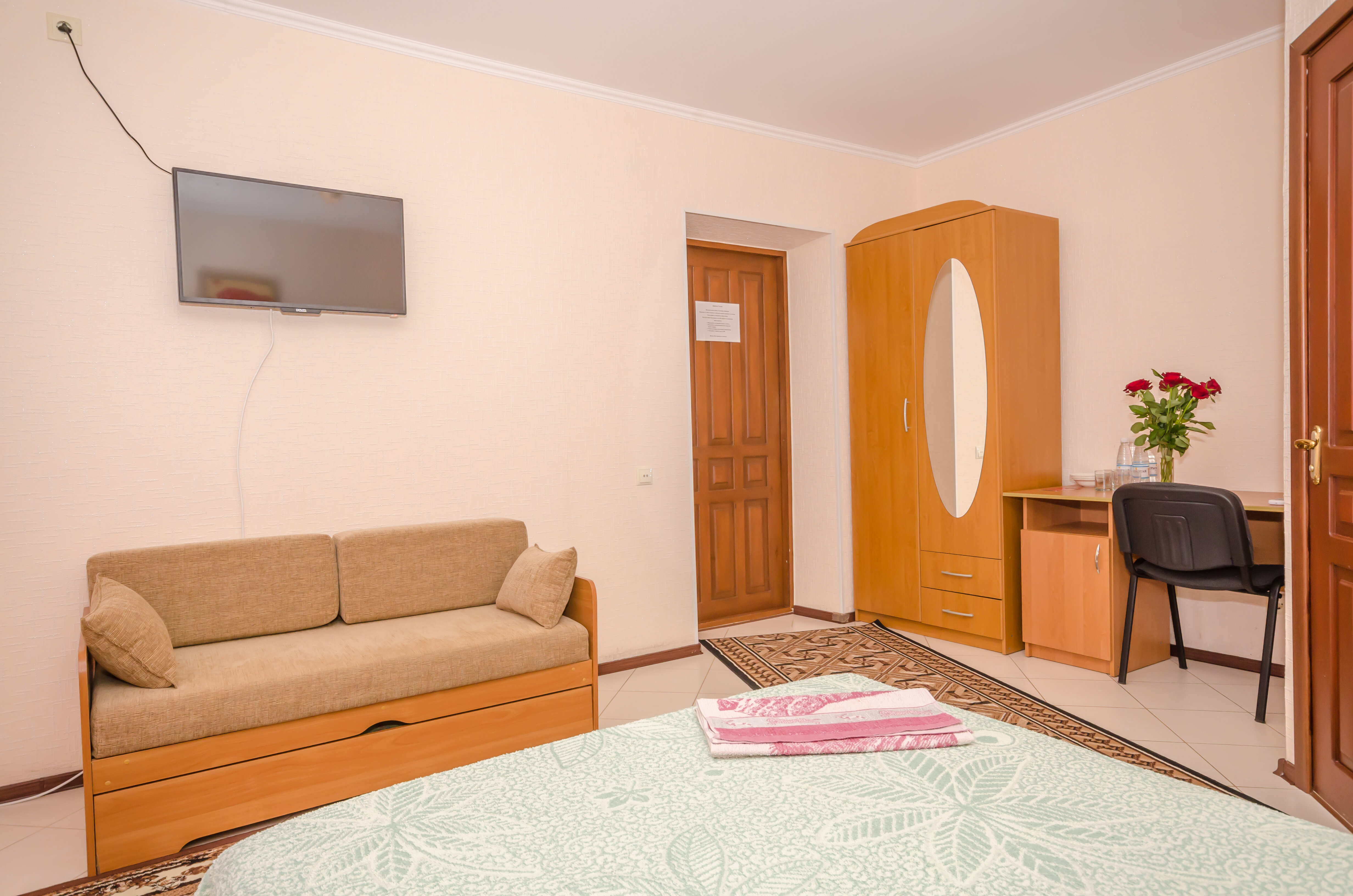 Семейный Стандарт (2 взрослых + 2 детей)