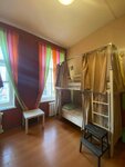 Место в 6-ти местном общем номере со шторками в Cuba Hostel