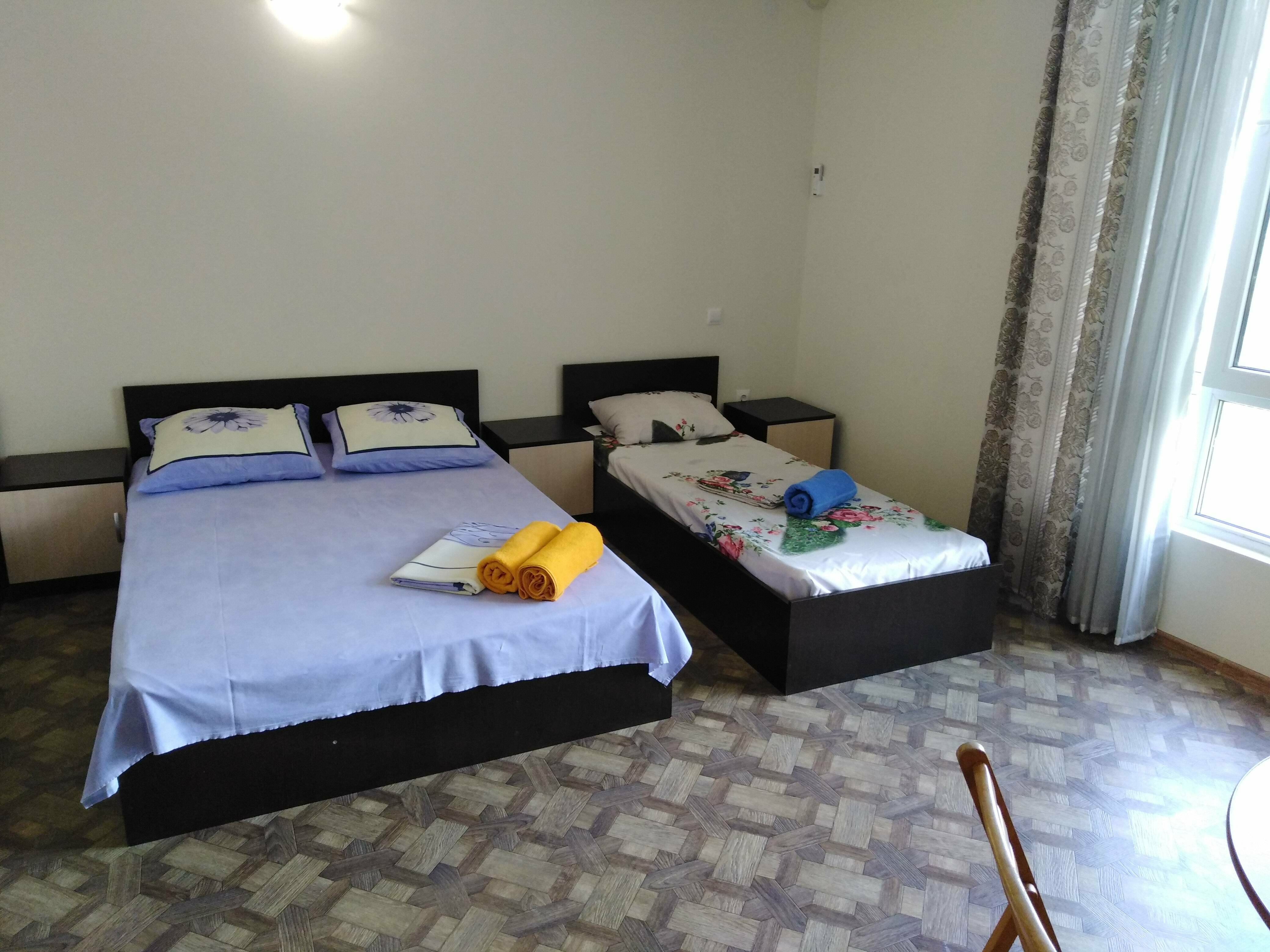 Семейный номер с видом на горы