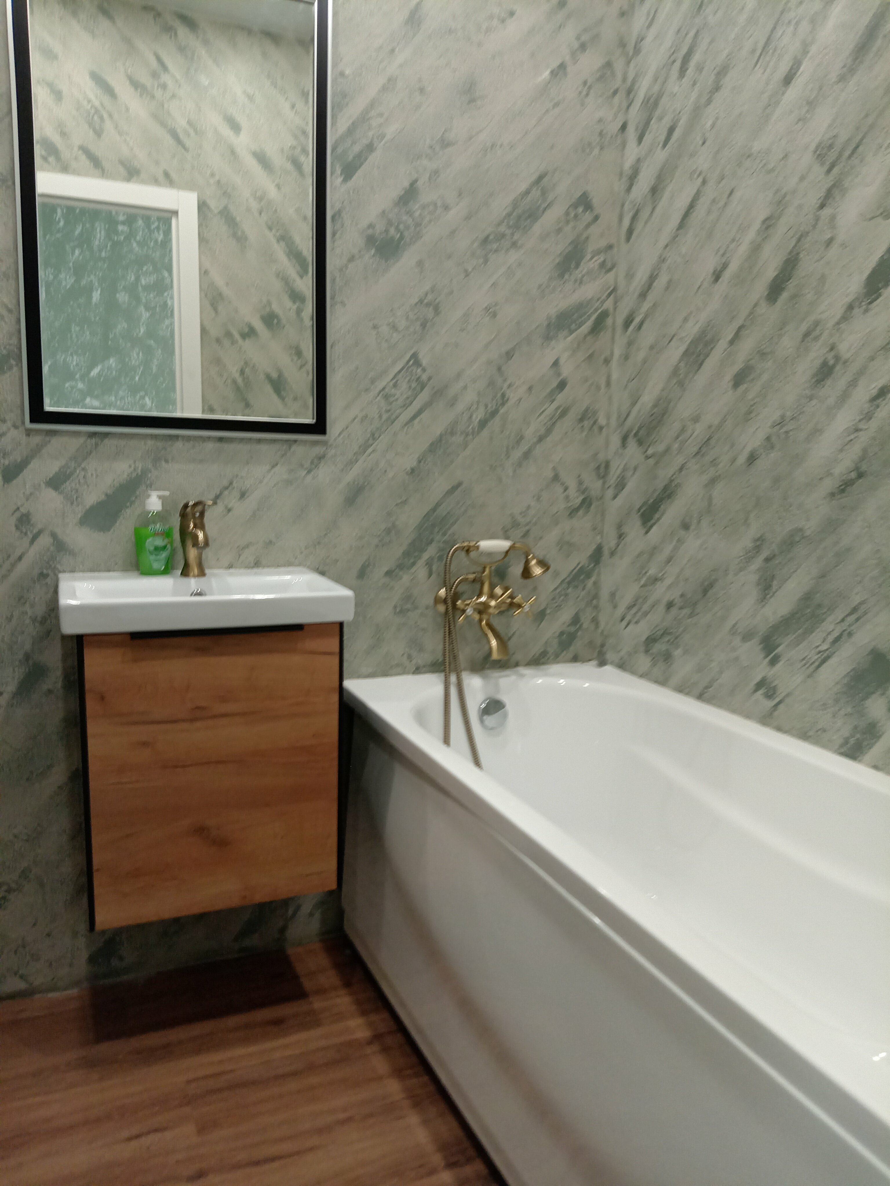 Улучшенный четырехместный номер