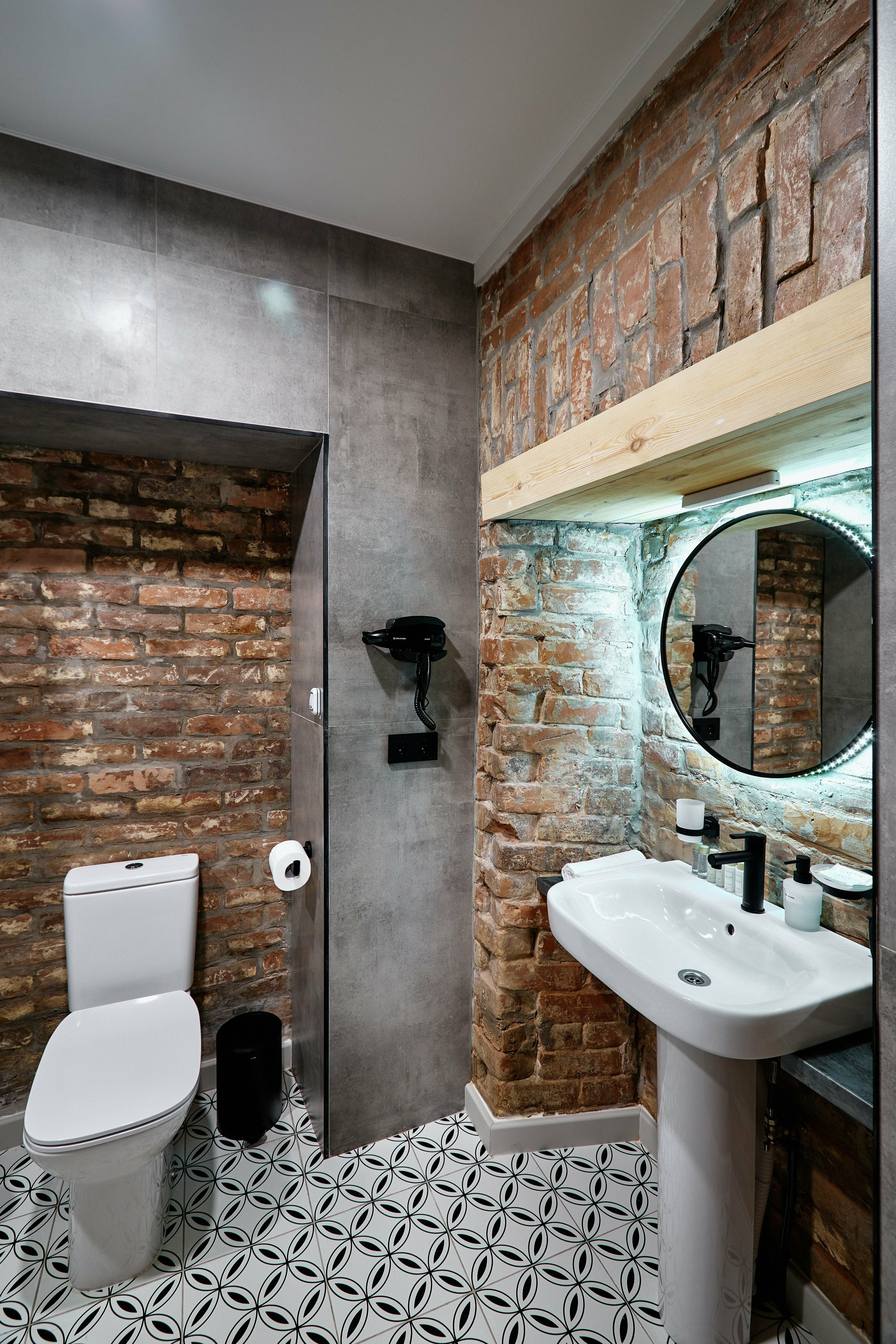 Двухместный номер Делюкс с 1 кроватью и душем