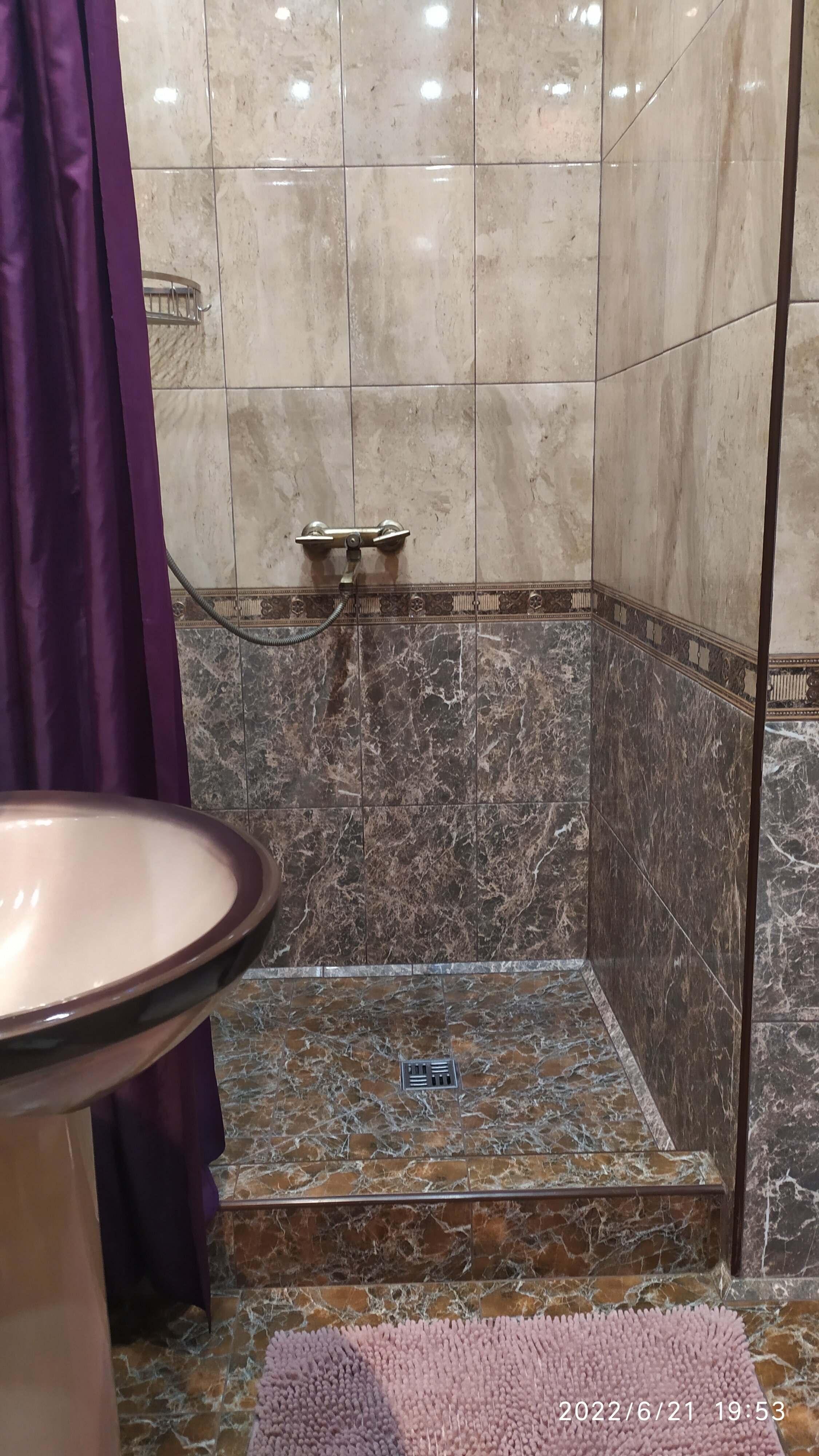 Четырехместный номер с видом на сад