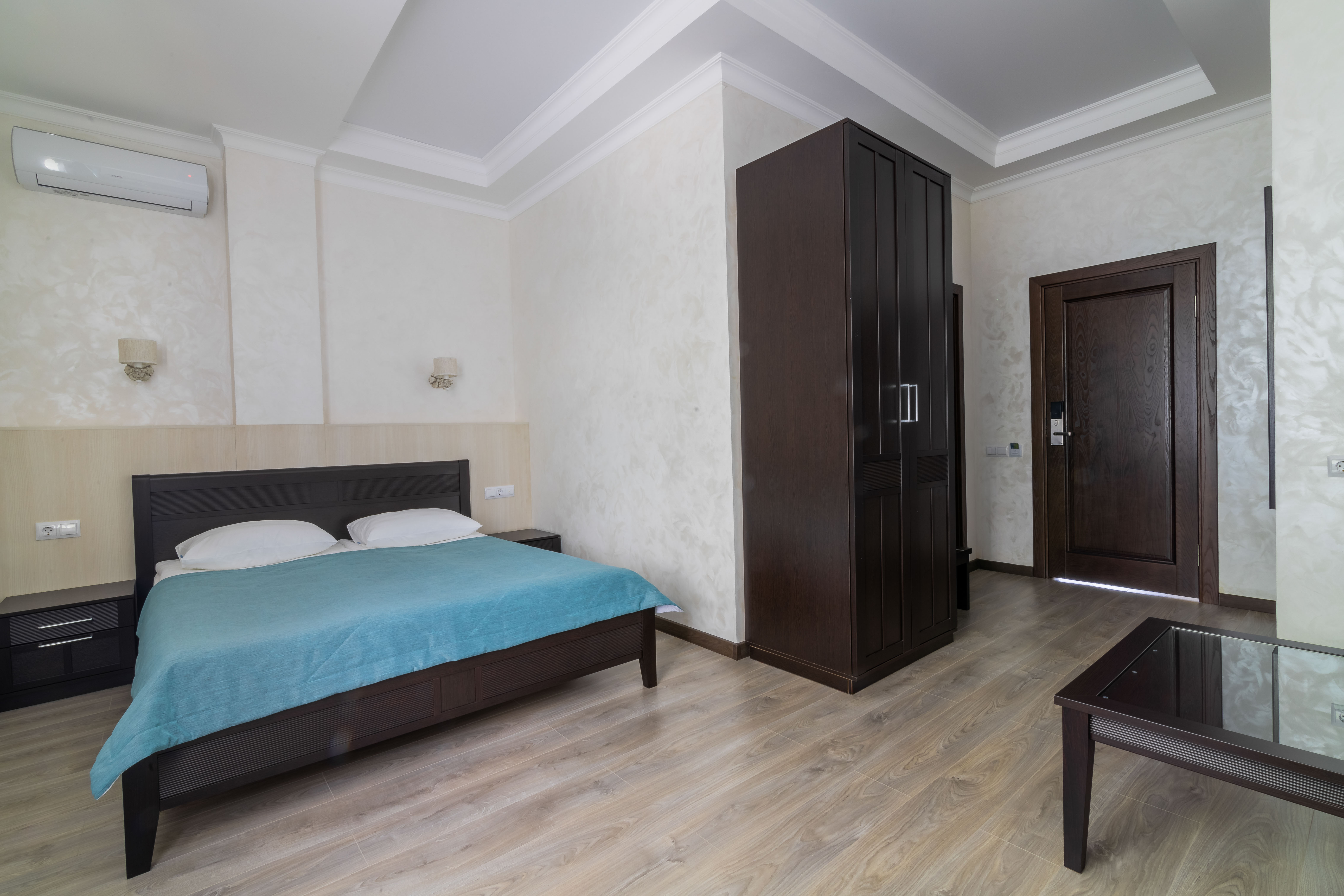 Улучшенный двухместный номер с 1 кроватью