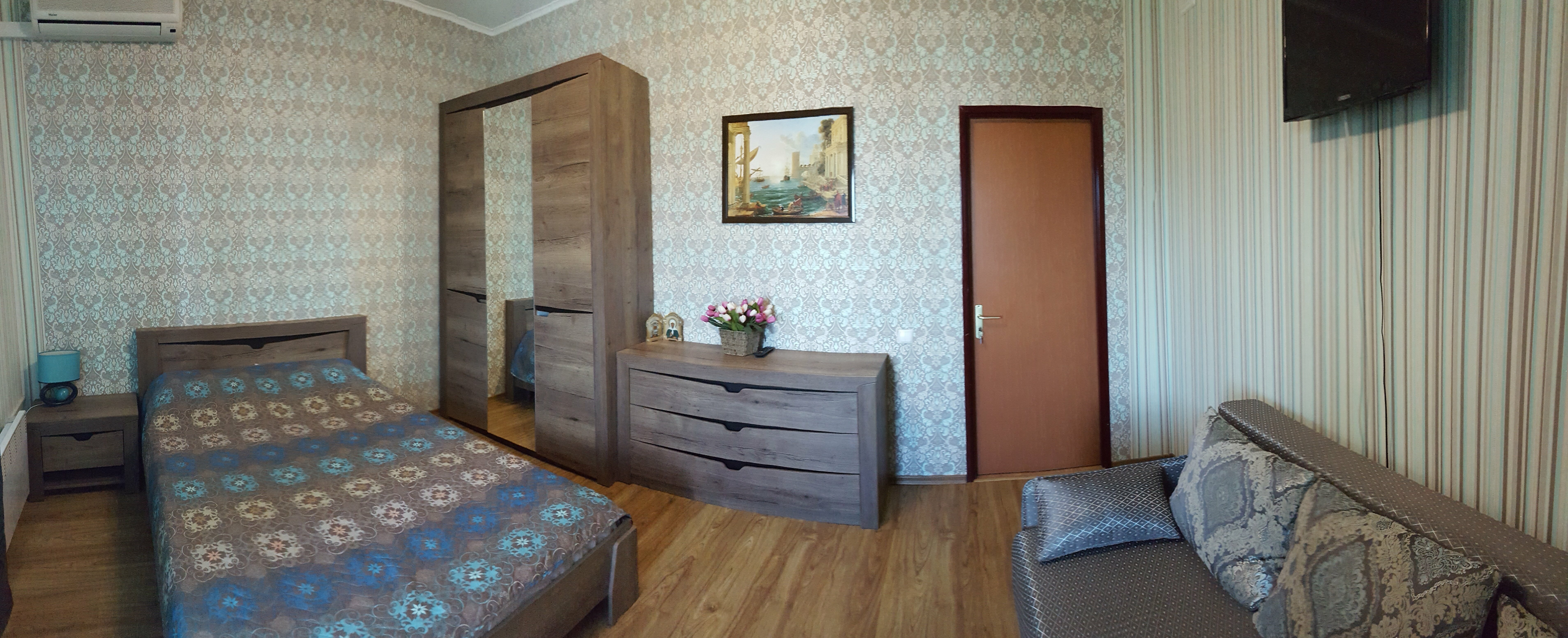 Апартаменты с балконом