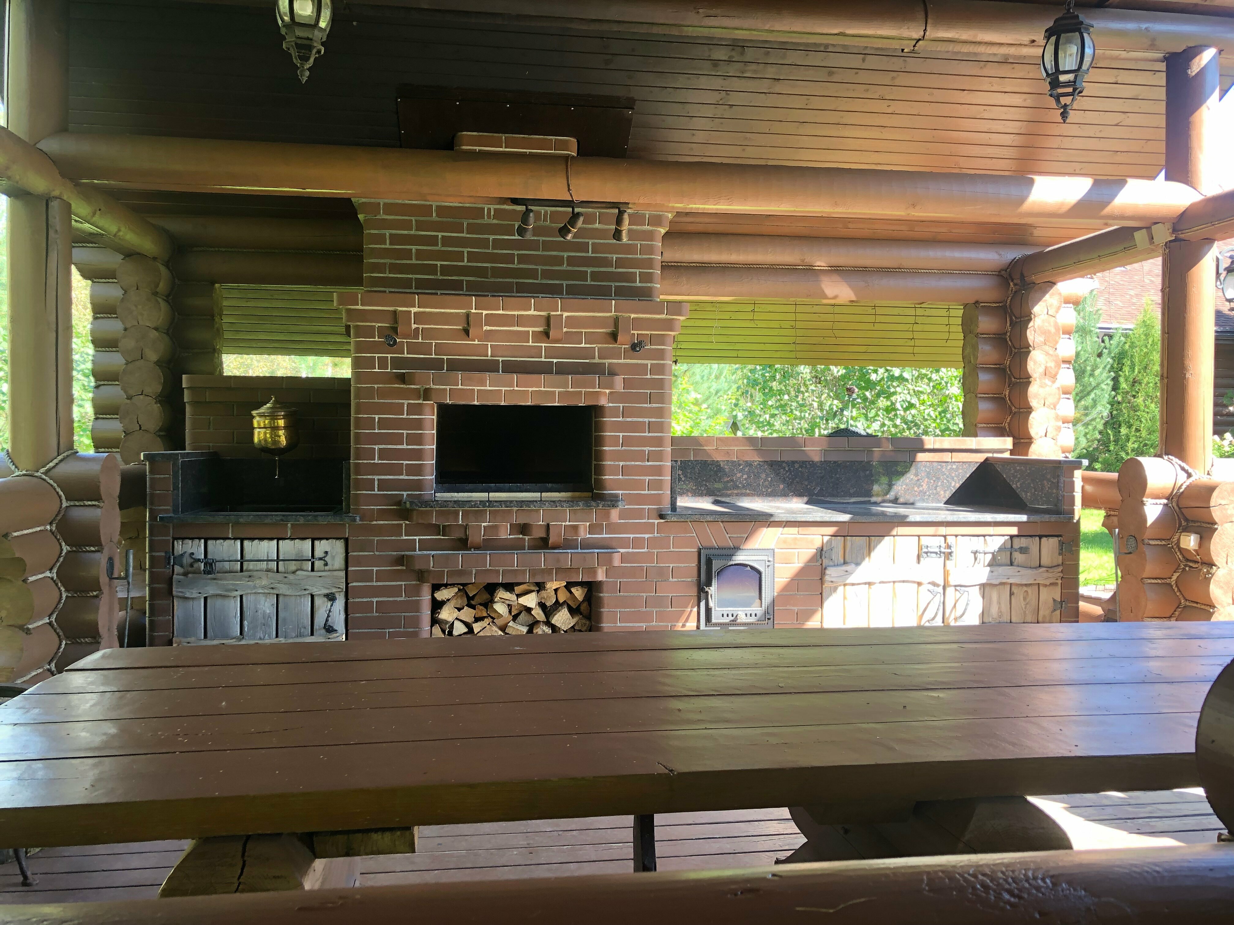 Дом с видом на озеро