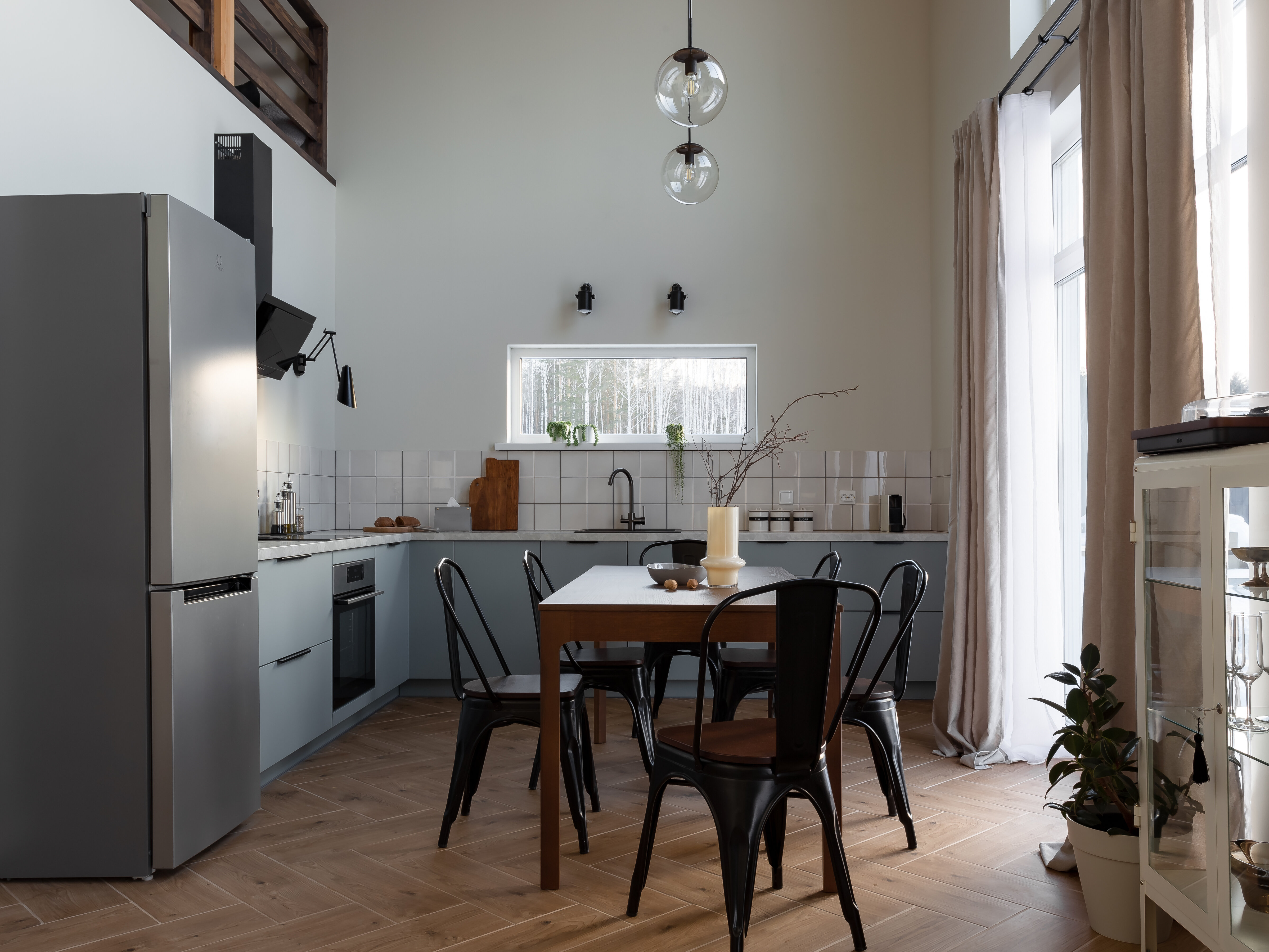 Дом с видом на лес