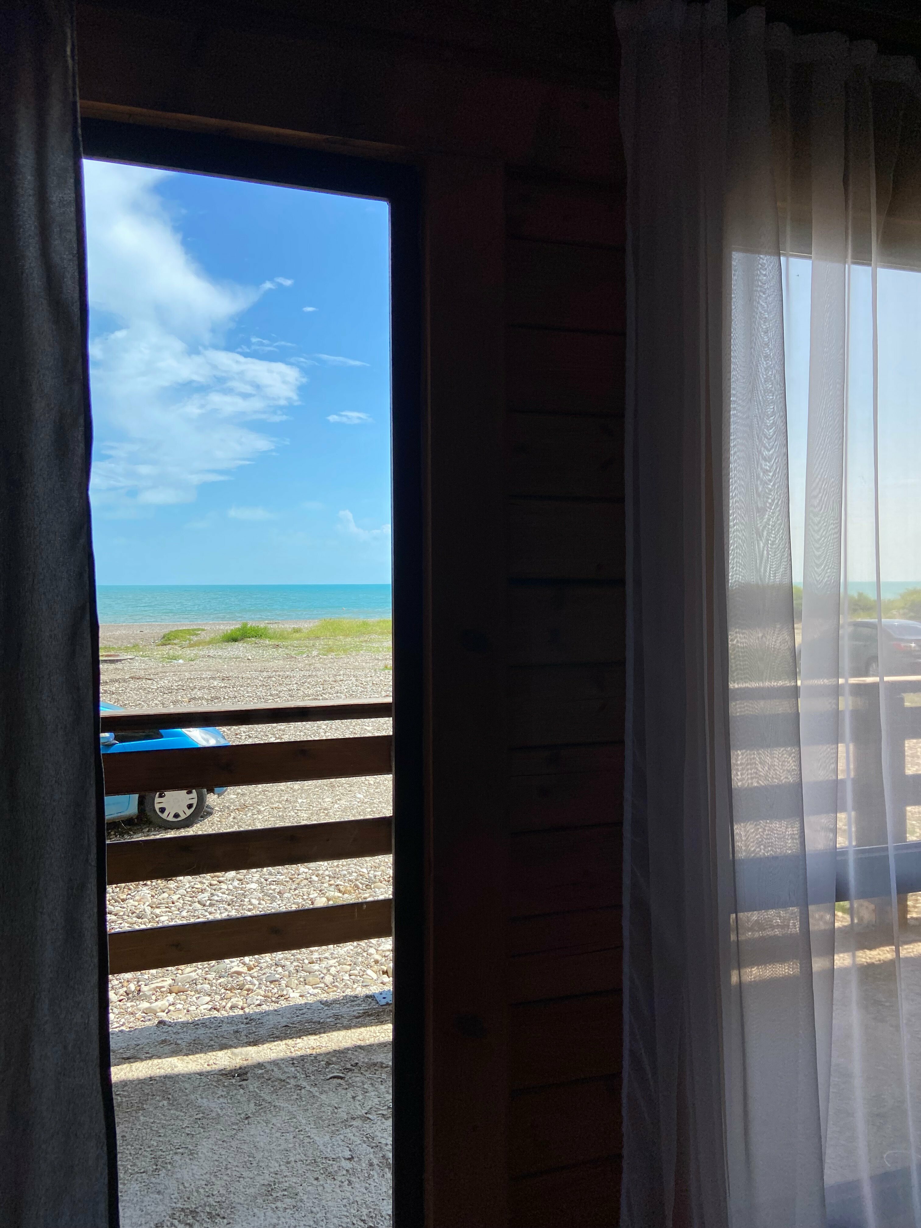 Трехместный номер с видом на море