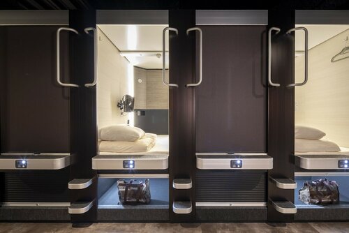 Домик (Moderate,Men's Floor) в Cube
