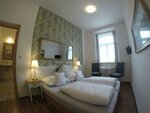 Улучшенный двухместный номер с 1 или 2 кроватями в Hotel Grand Tabor