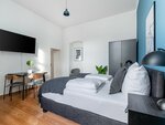 Suite L в Limehome Berlin Malmoer Straße