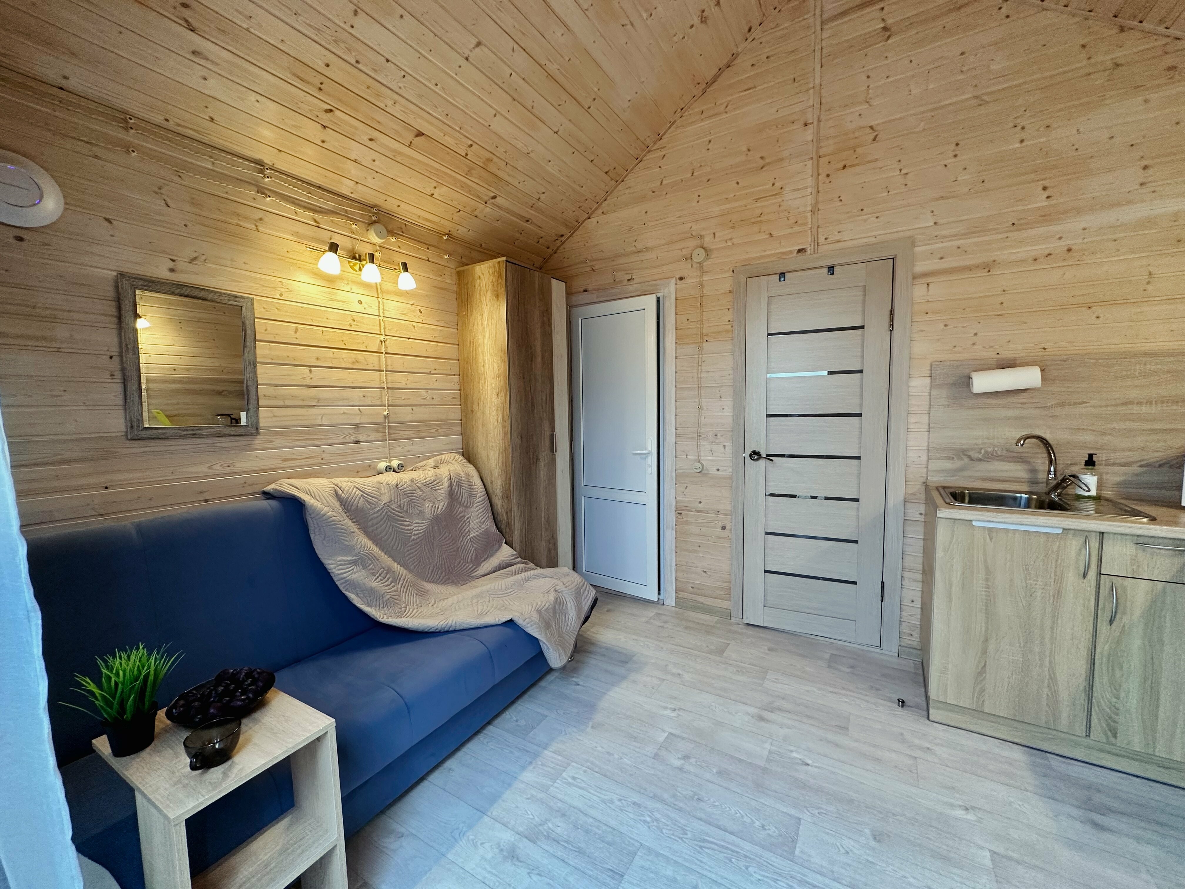 Улучшенный четырехместный номер