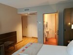 Улучшенный номер, 1 двуспальная кровать «Квин-сайз» в Best Western Plus Hotel La Joliette