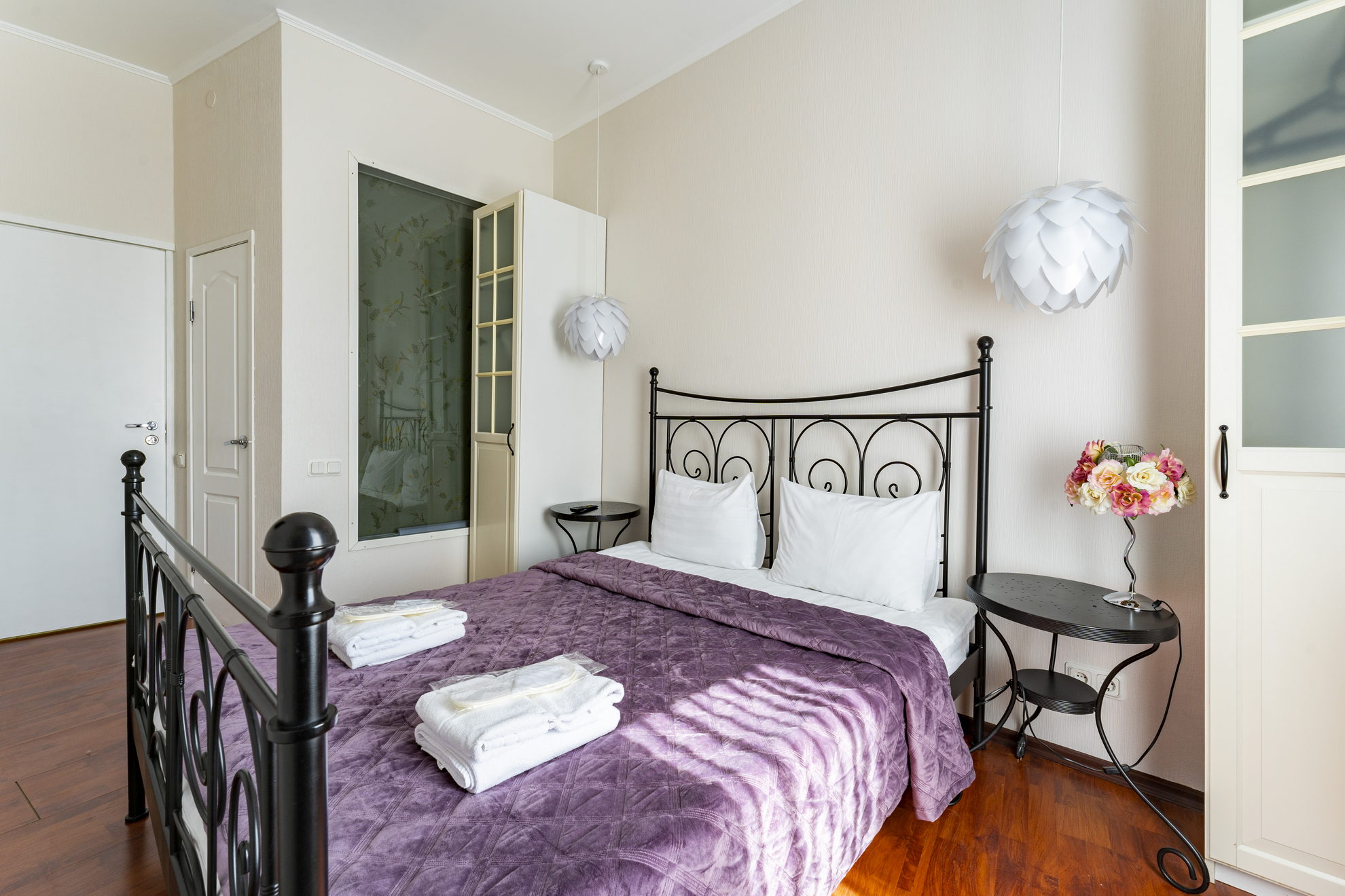 Улучшенный двухместный номер с 1 кроватью или 2 отдельными кроватями, вид на город