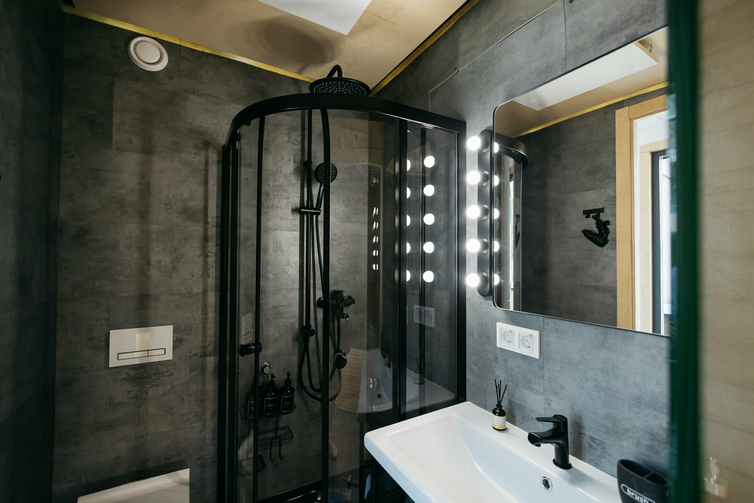 Дом с видом на лес