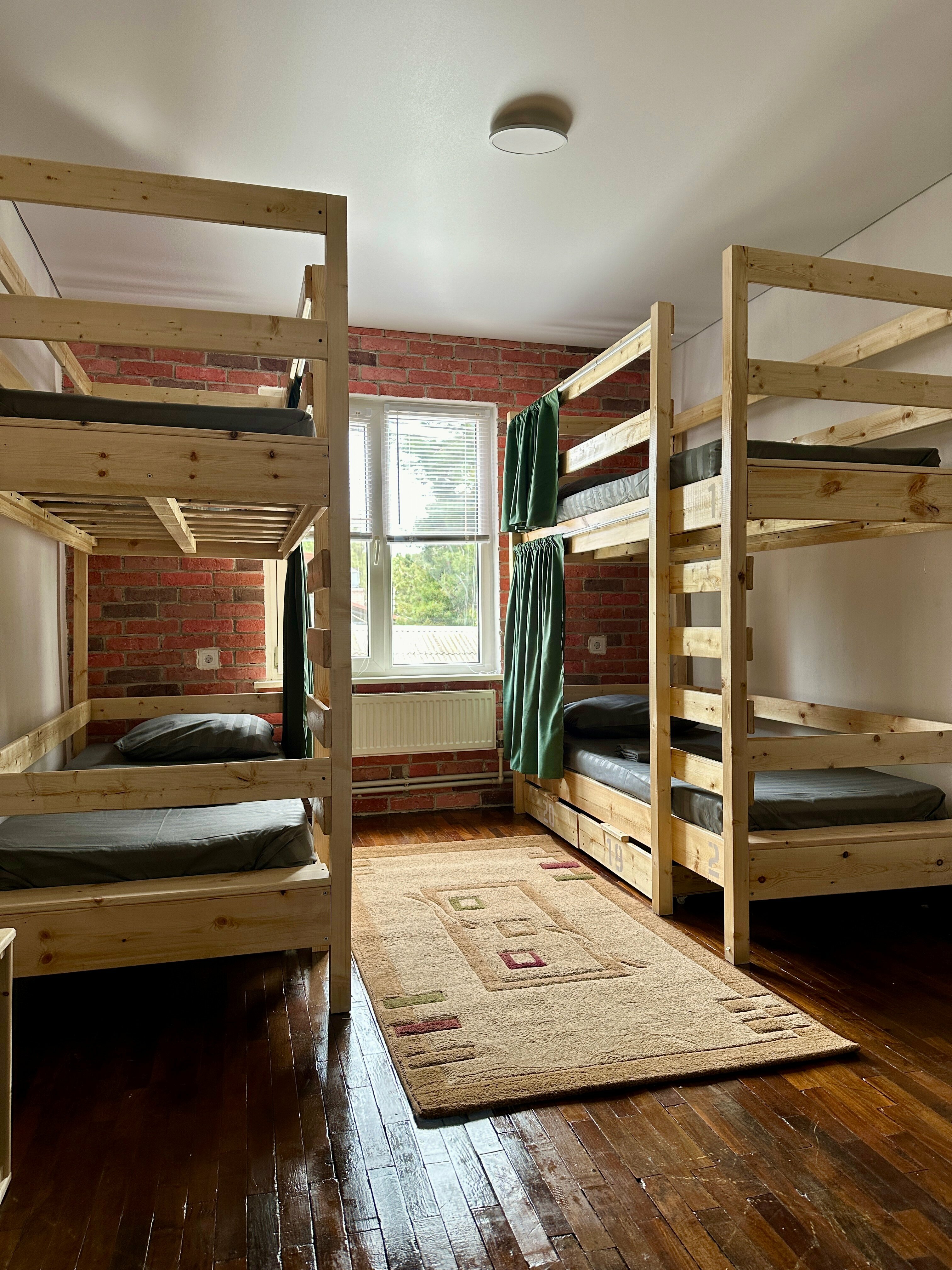 Общий номер для женщин с 4 кроватями