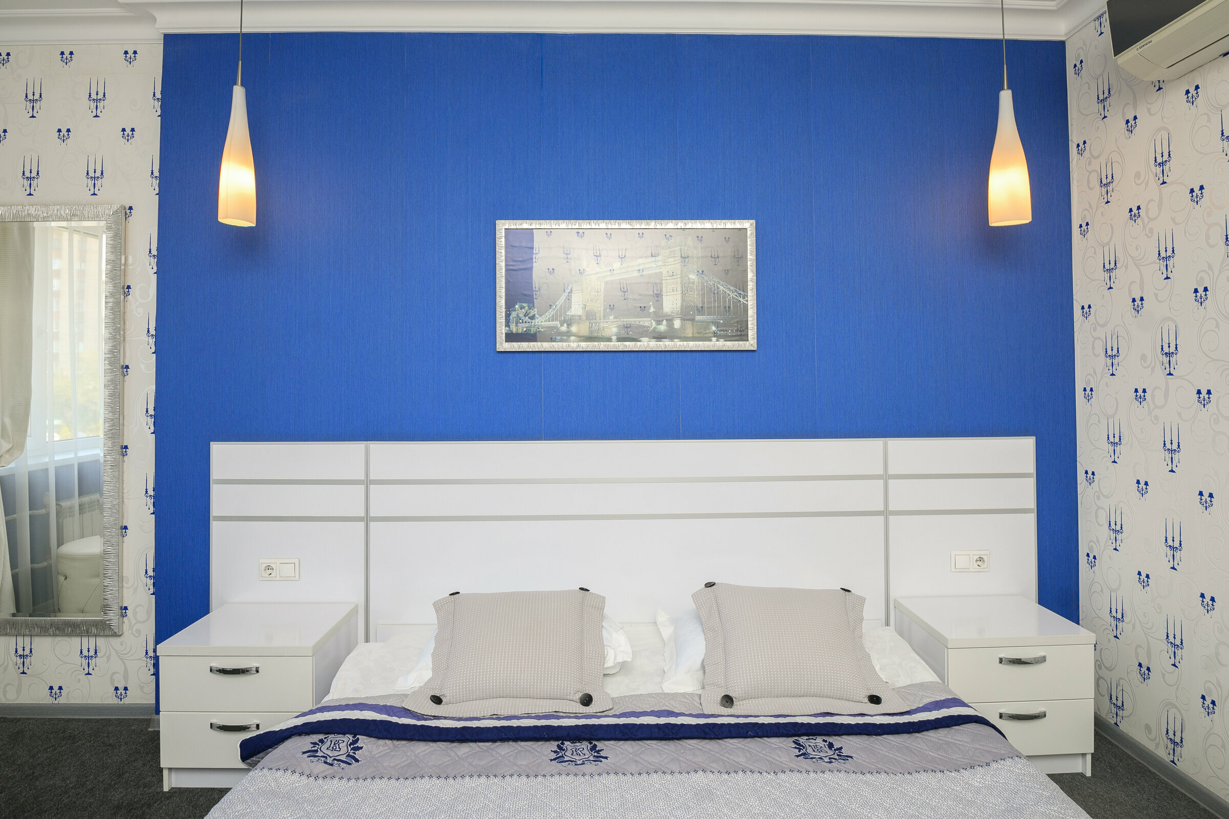 Номер Делюкс