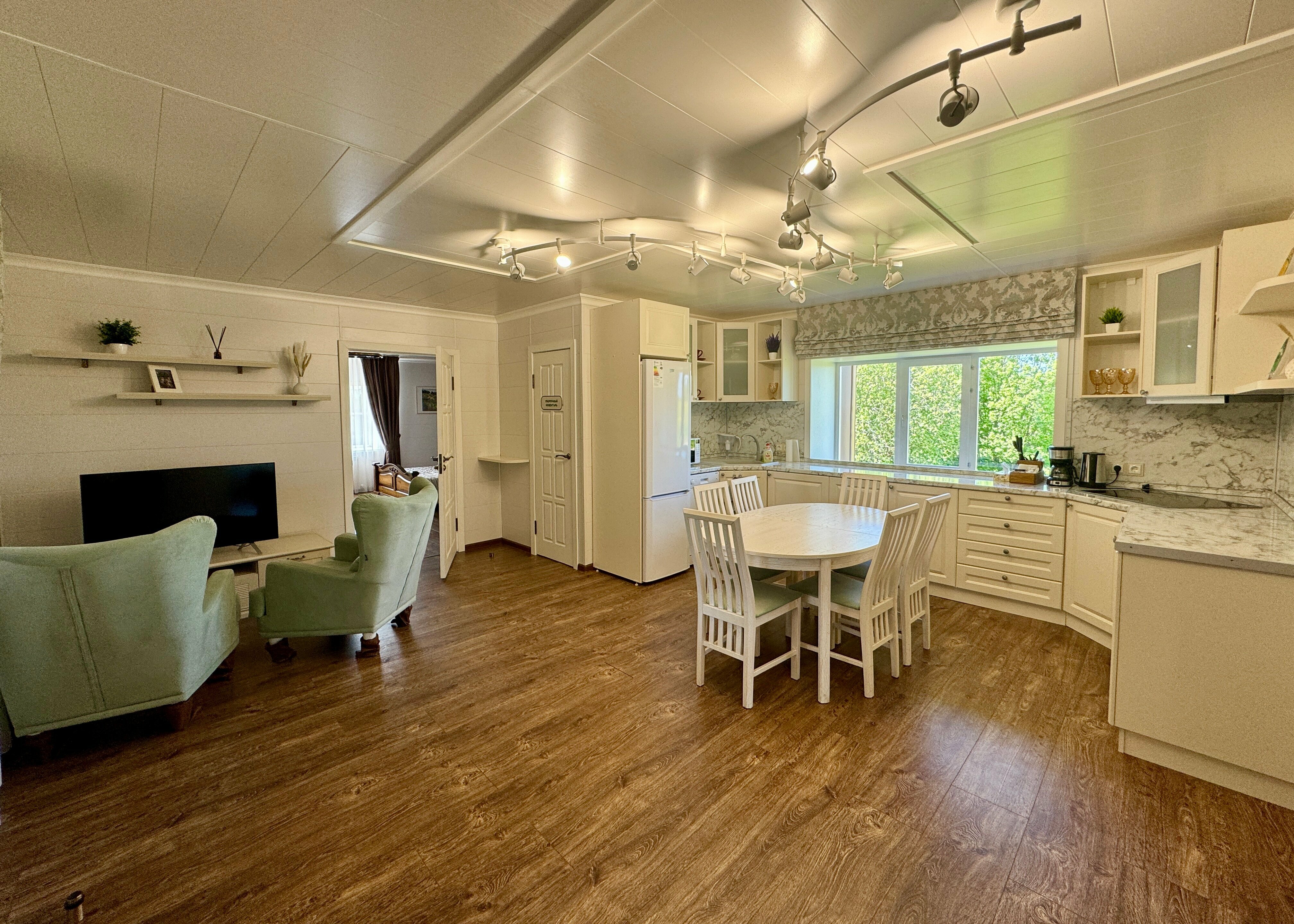 Таунхаус с отдельным входом