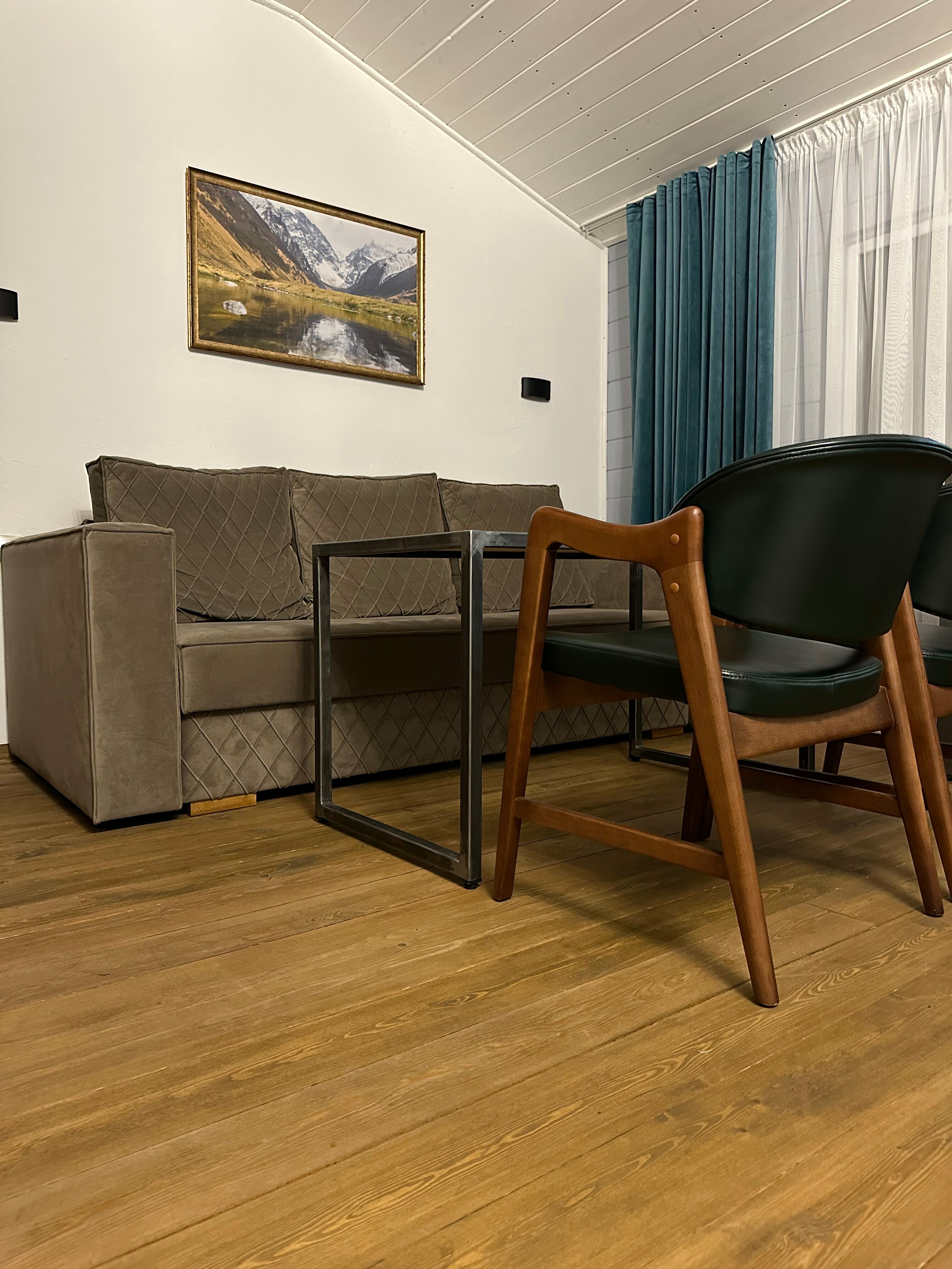 Cемейный номер с собственной ванной комнатой