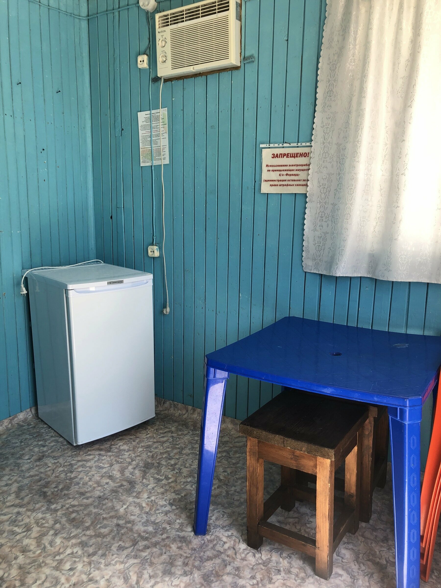 Четырехместный номер эконом-класса