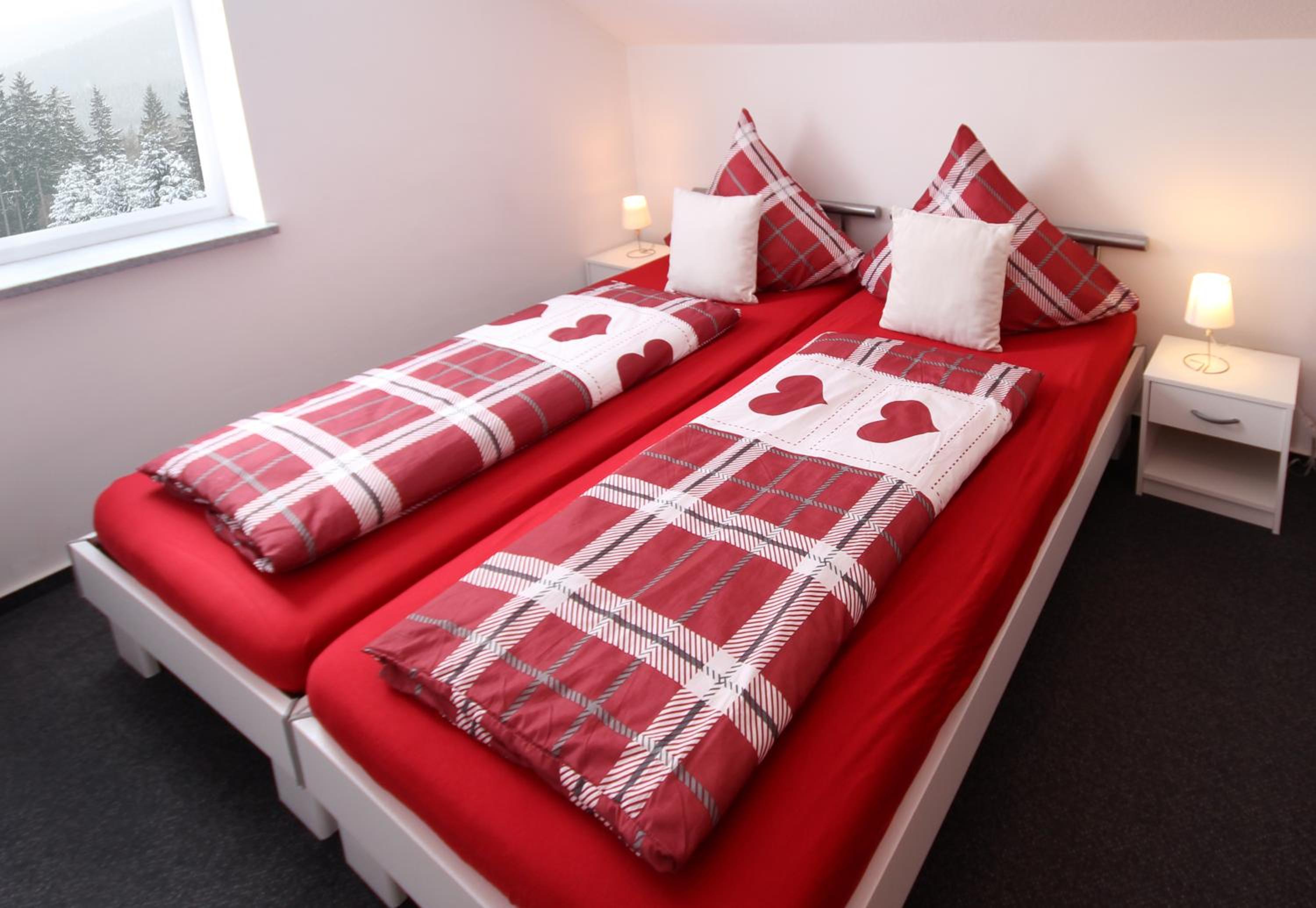 One-Bedroom Apartment (2 - 5 Adults)