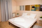 Three-Bedroom Apartment в Loyal guest house