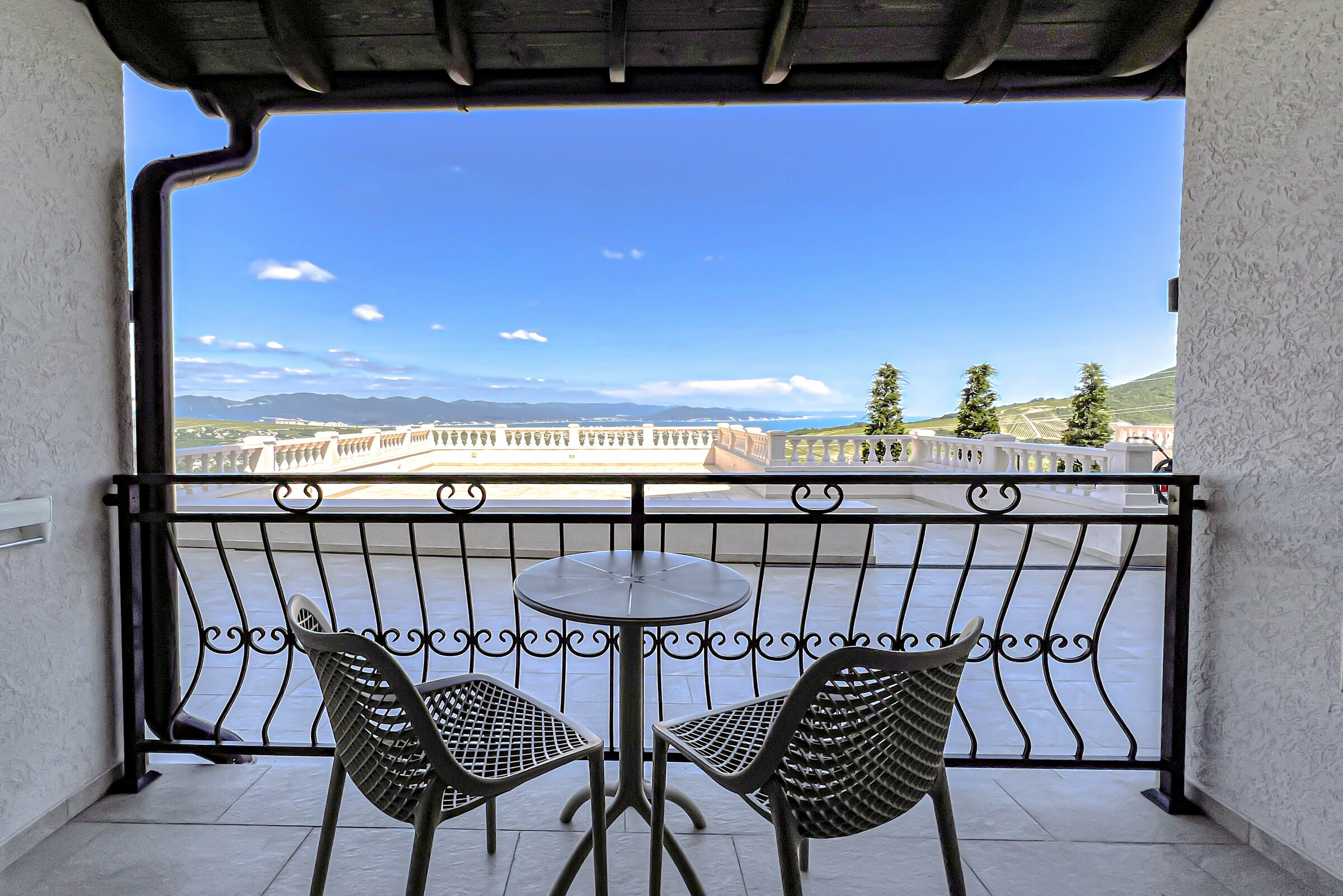 Стандартный трехместный номер