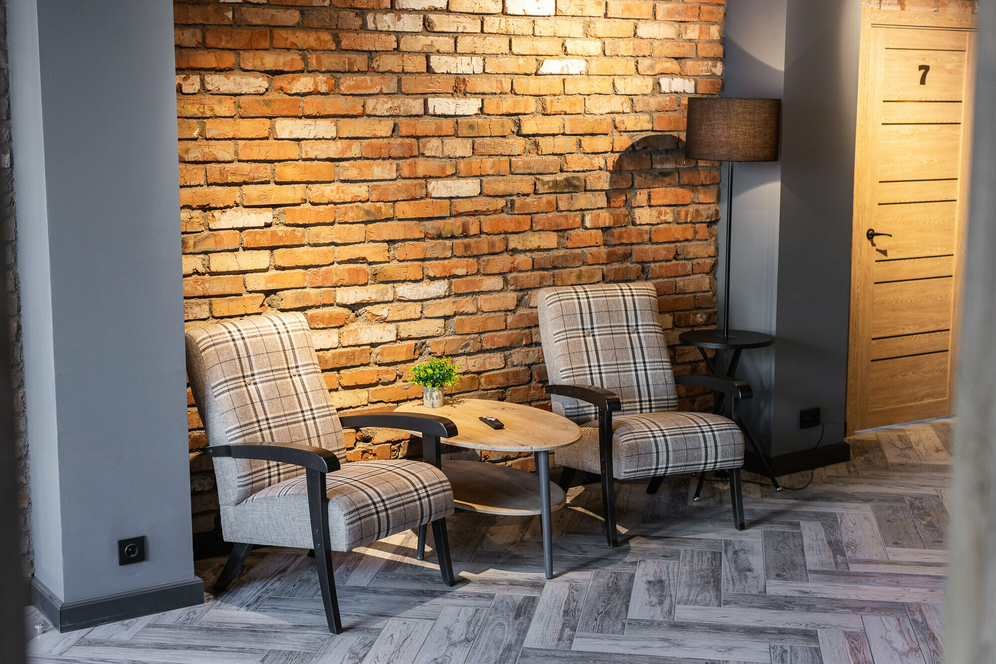 Многоместный номер для мужчин (8 мест) нижнее место