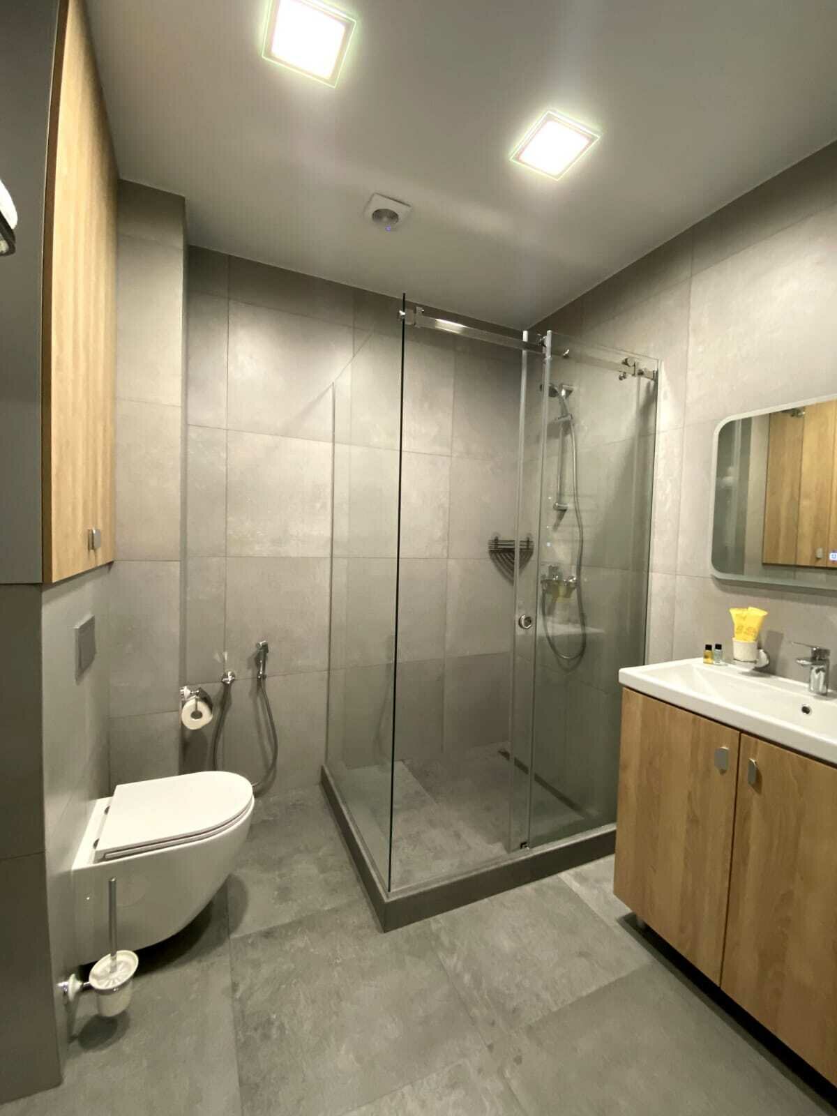 Трехместный номер с видом на горы