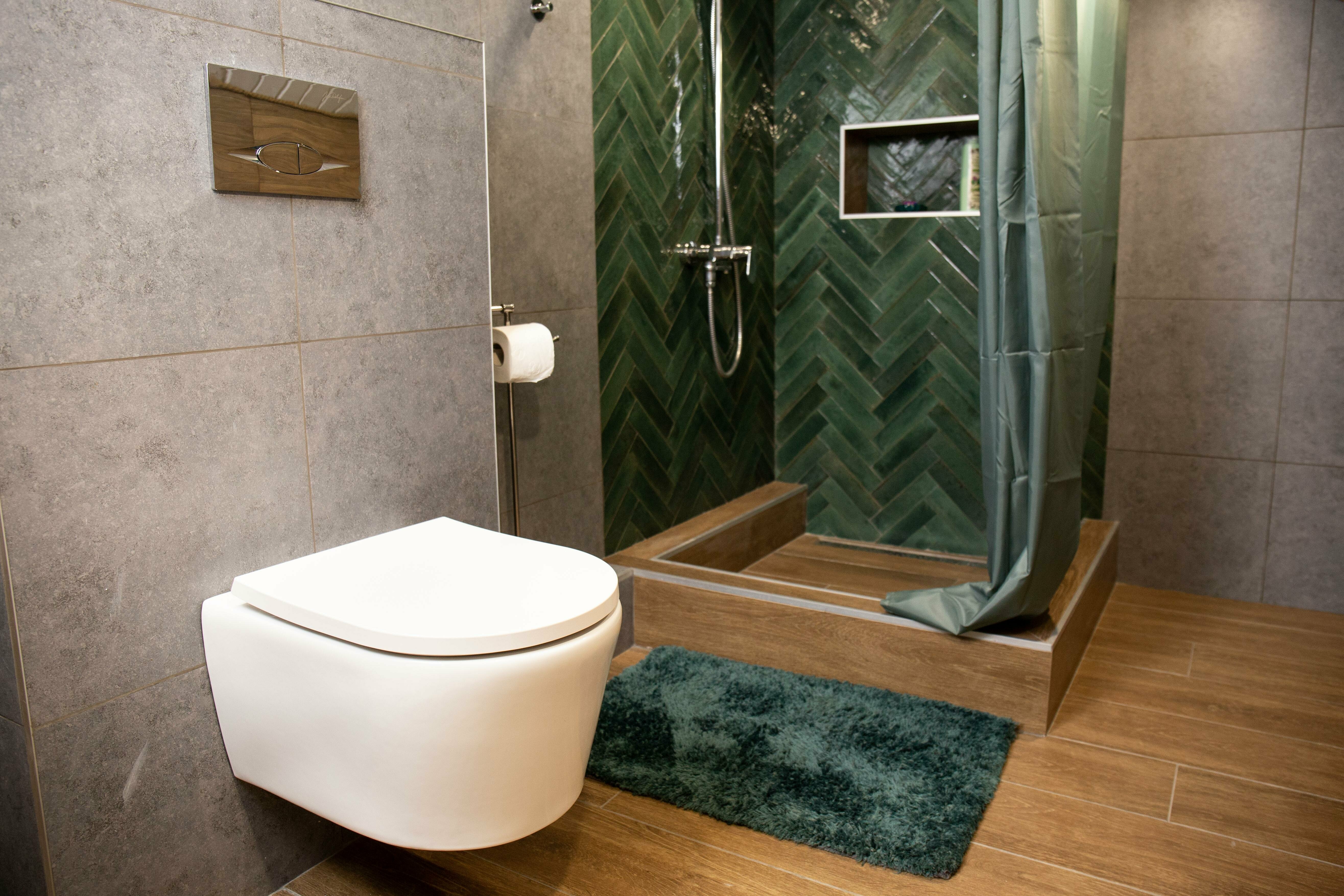 Двухэтажный терем "Охота" в окружении леса