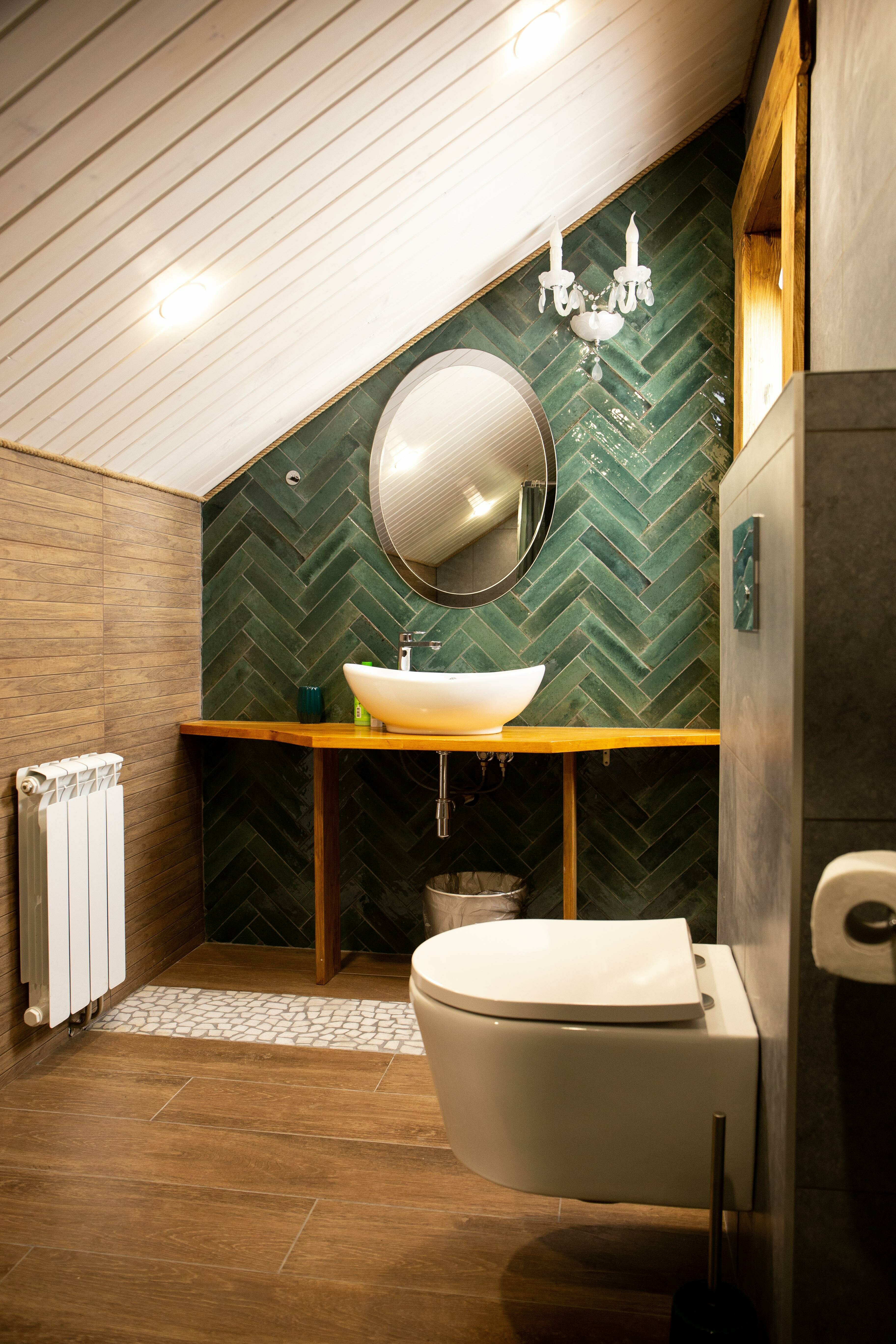 Двухэтажный терем "Охота" в окружении леса