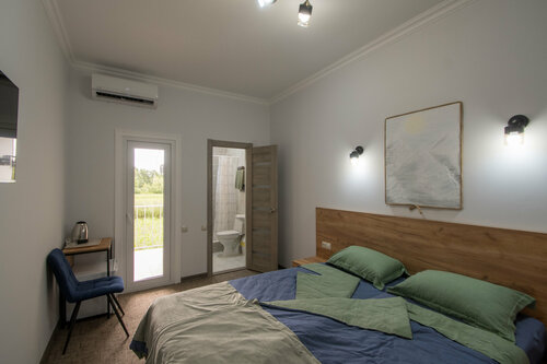 Просторный двухместный номер с 2 отдельными кроватями в Rodnik village&spa