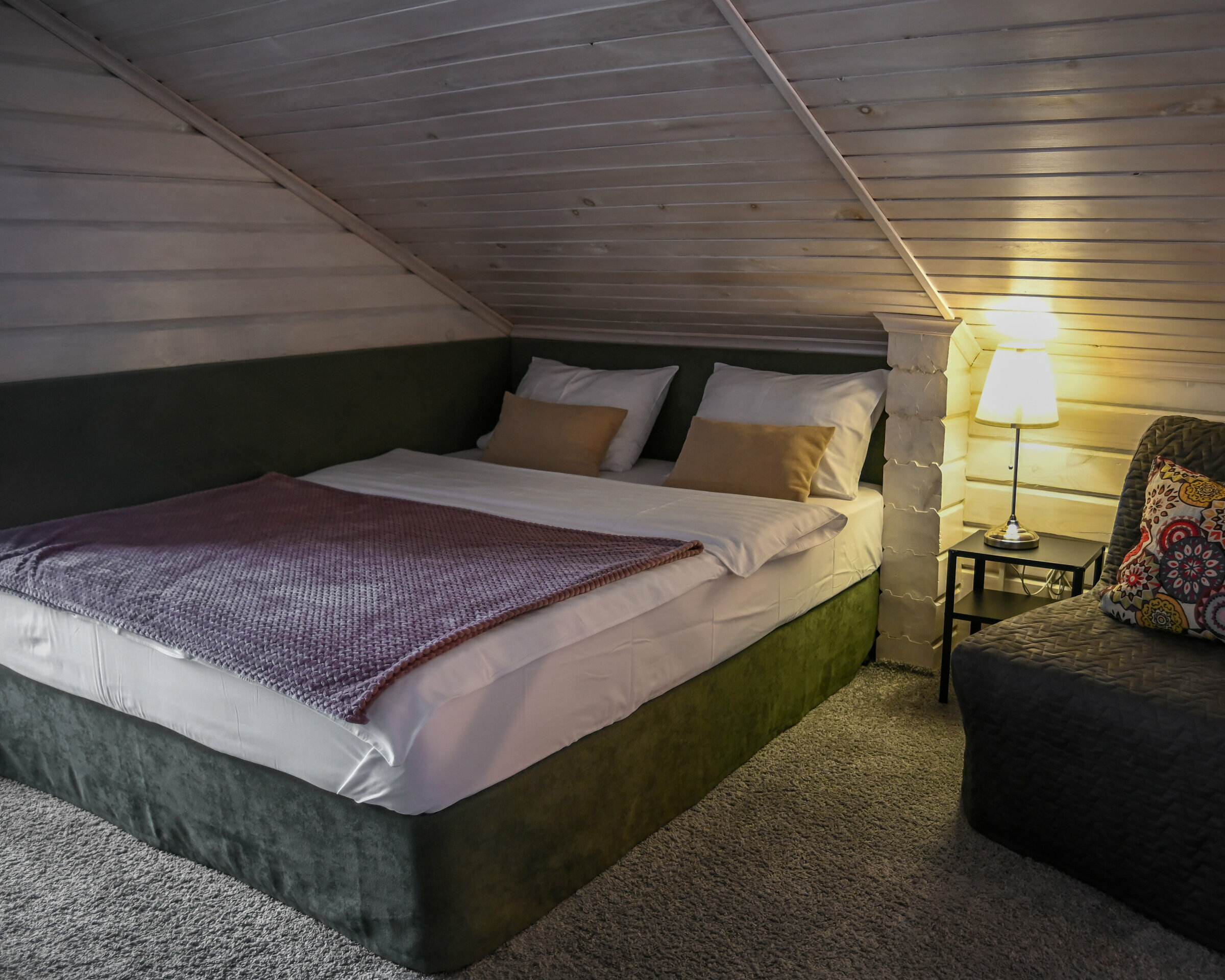 Вельвет с балконом