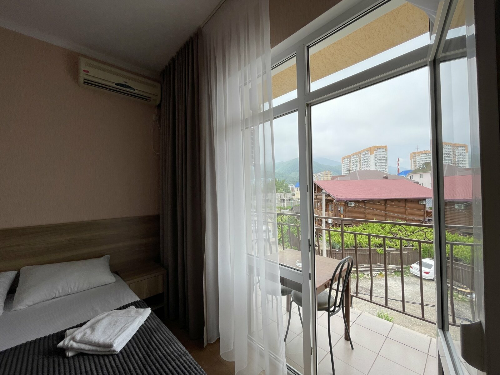 Четырехместный номер с балконом