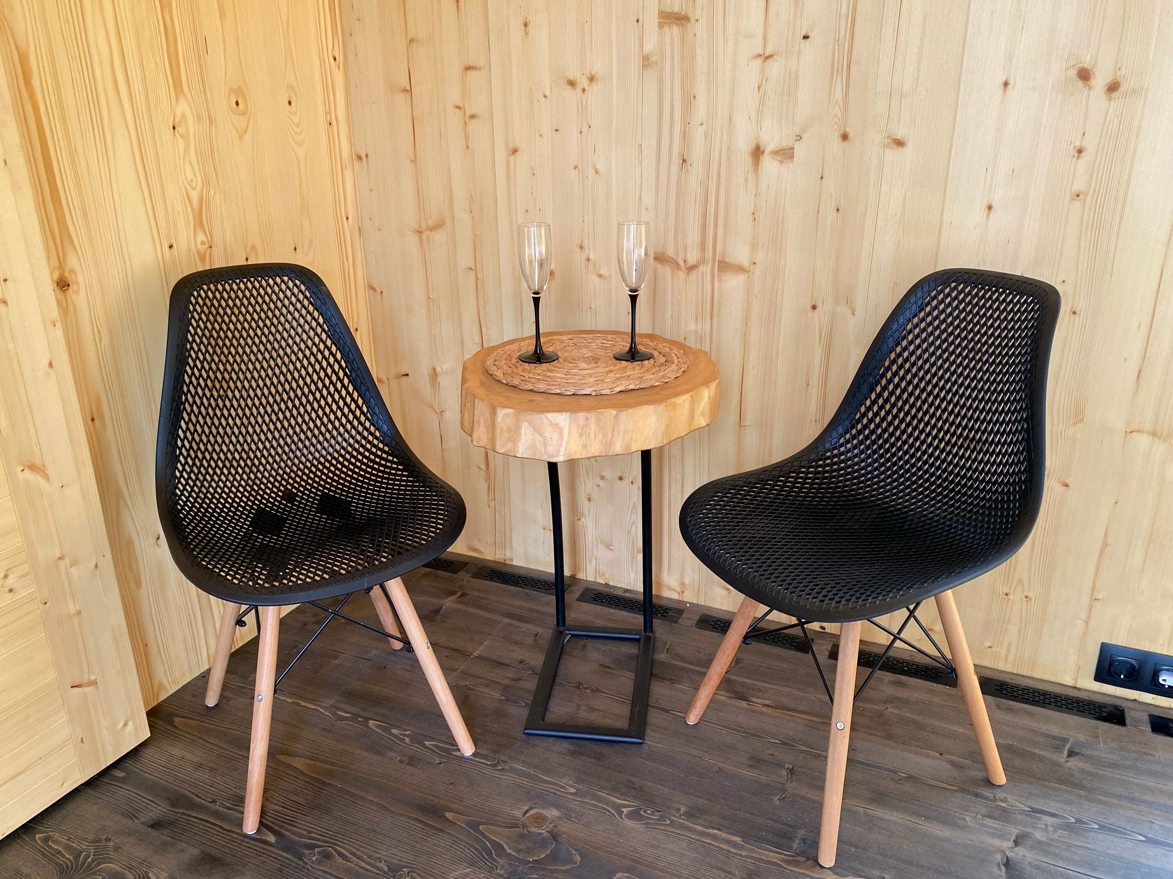 Номер-студия с видом на озеро