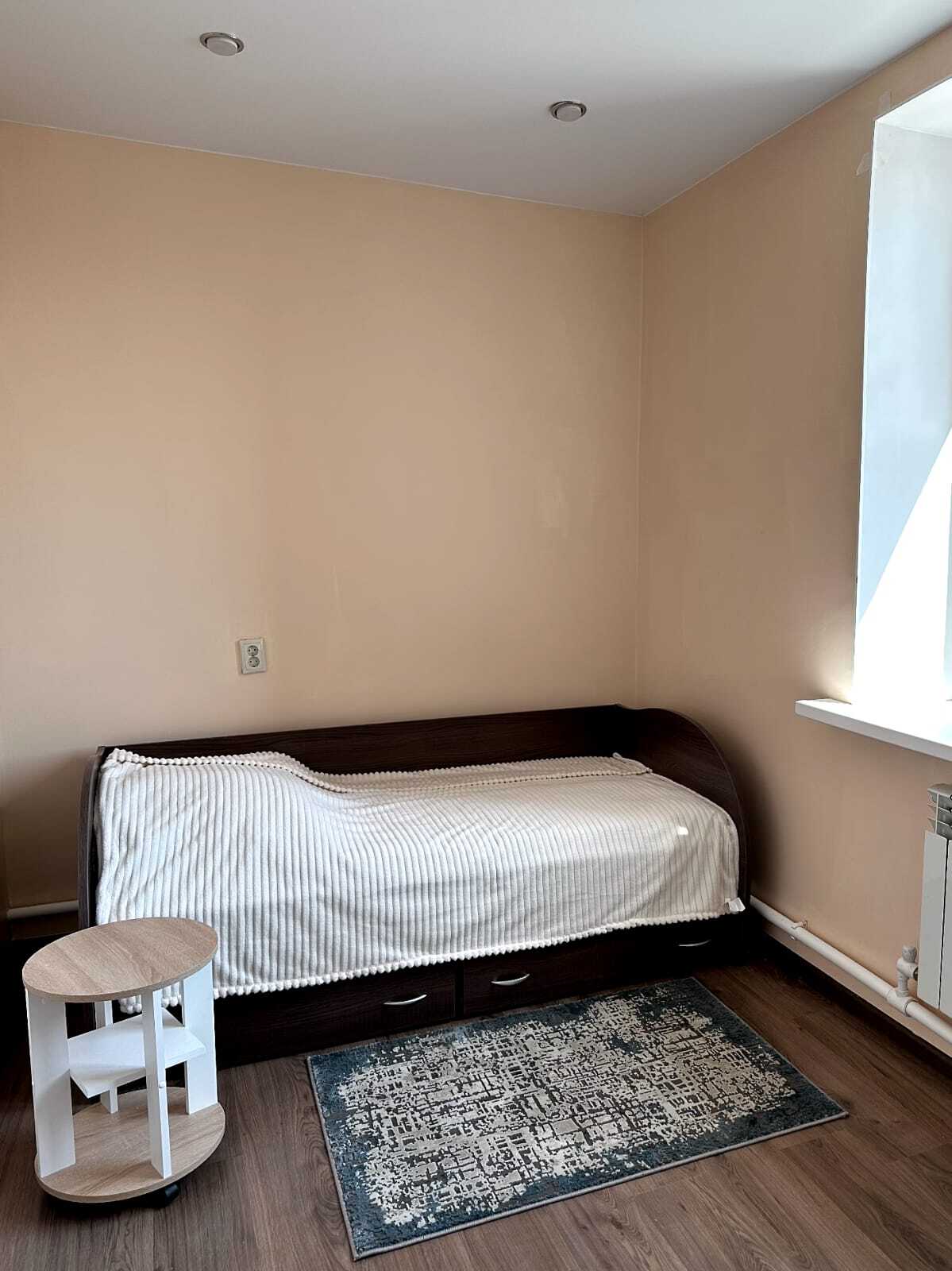 Одноместный номер с общим душем и туалетом