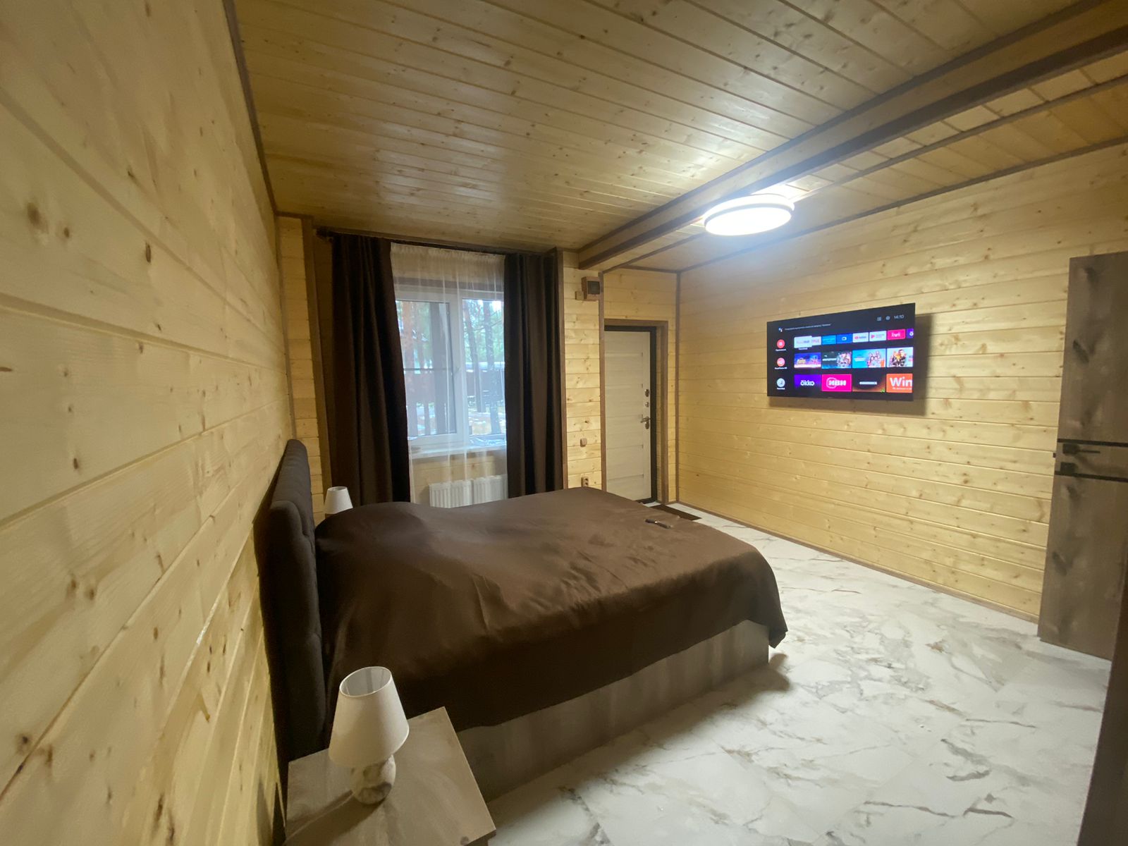 Двухместный номер Делюкс с 1 кроватью и душем