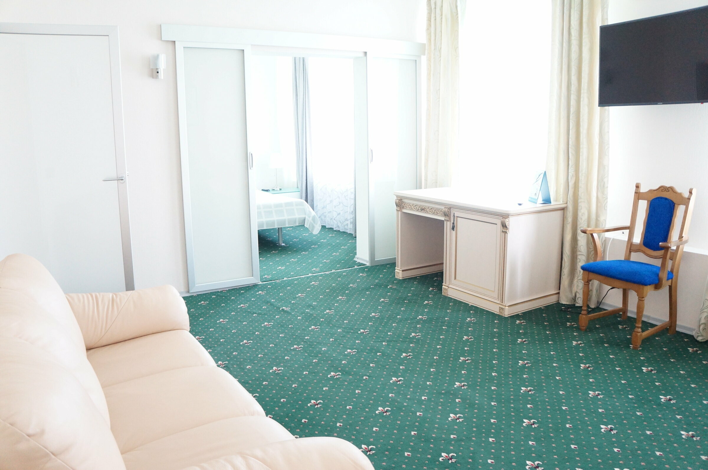 Люкс с 1 спальней