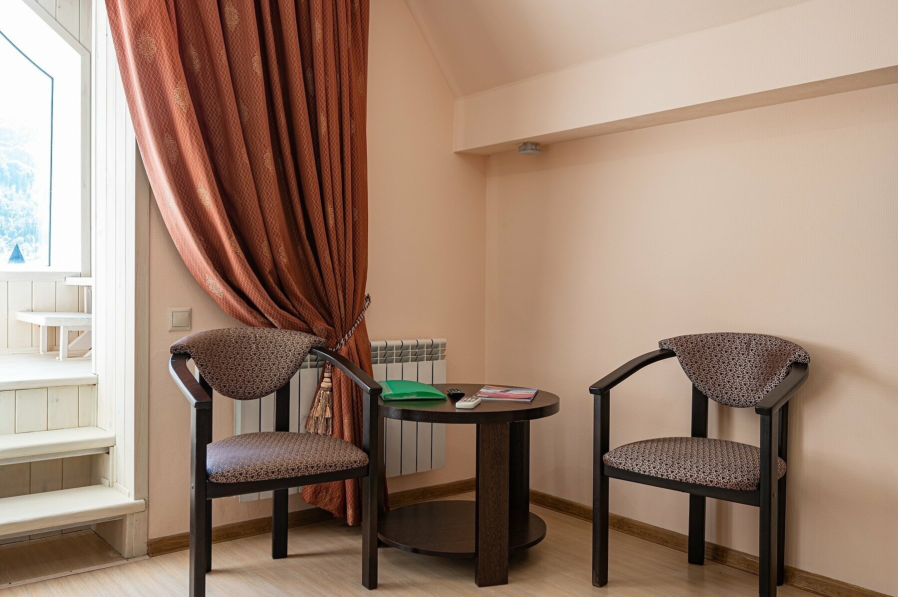 Двухуровневый номер-студия