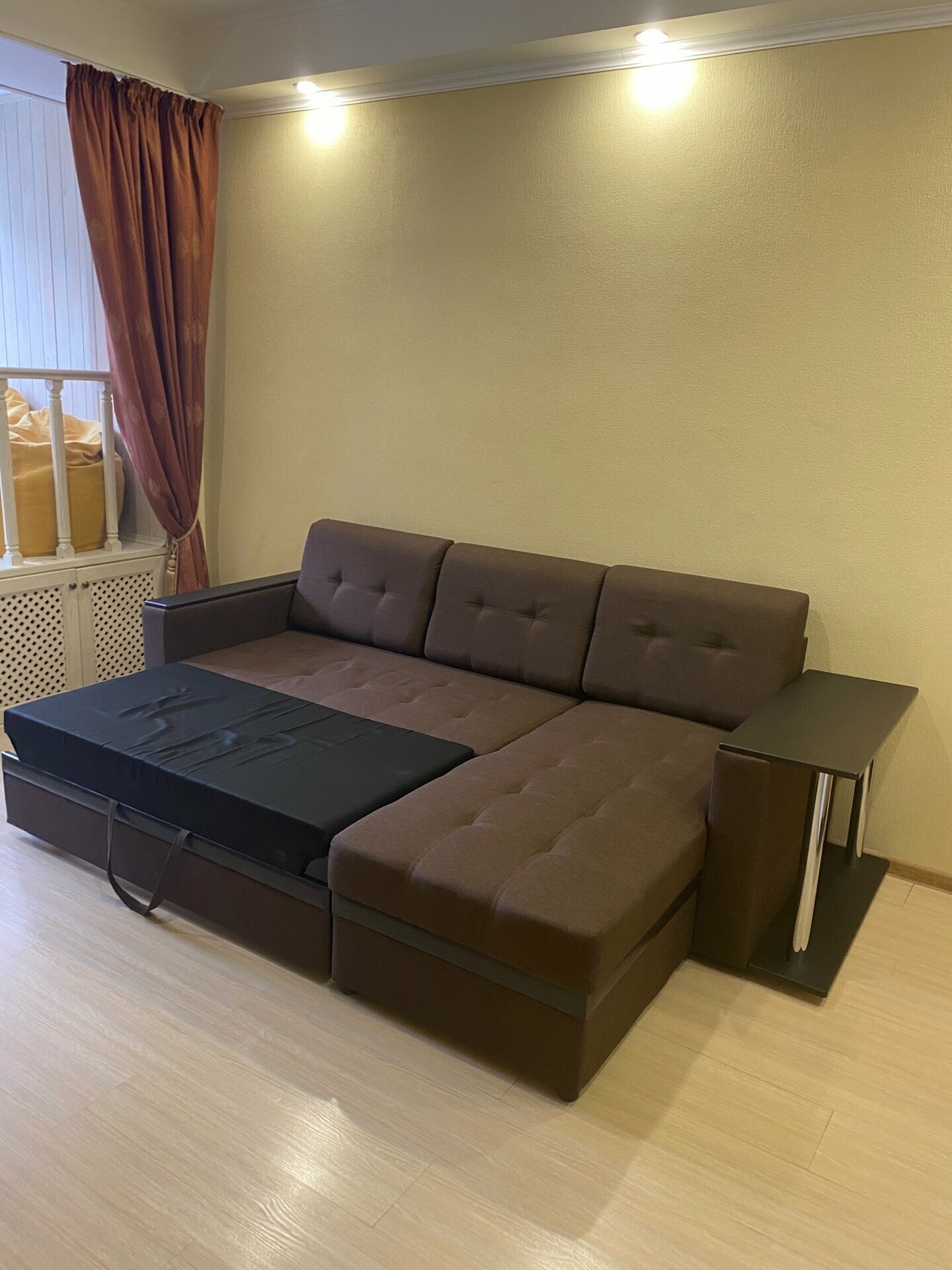 Двухуровневый номер-студия