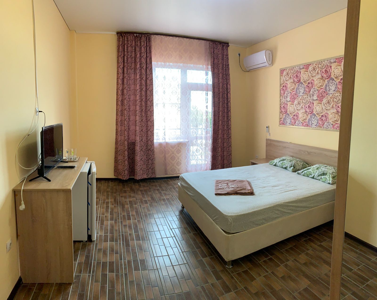 Большой двухместный номер с 1 кроватью