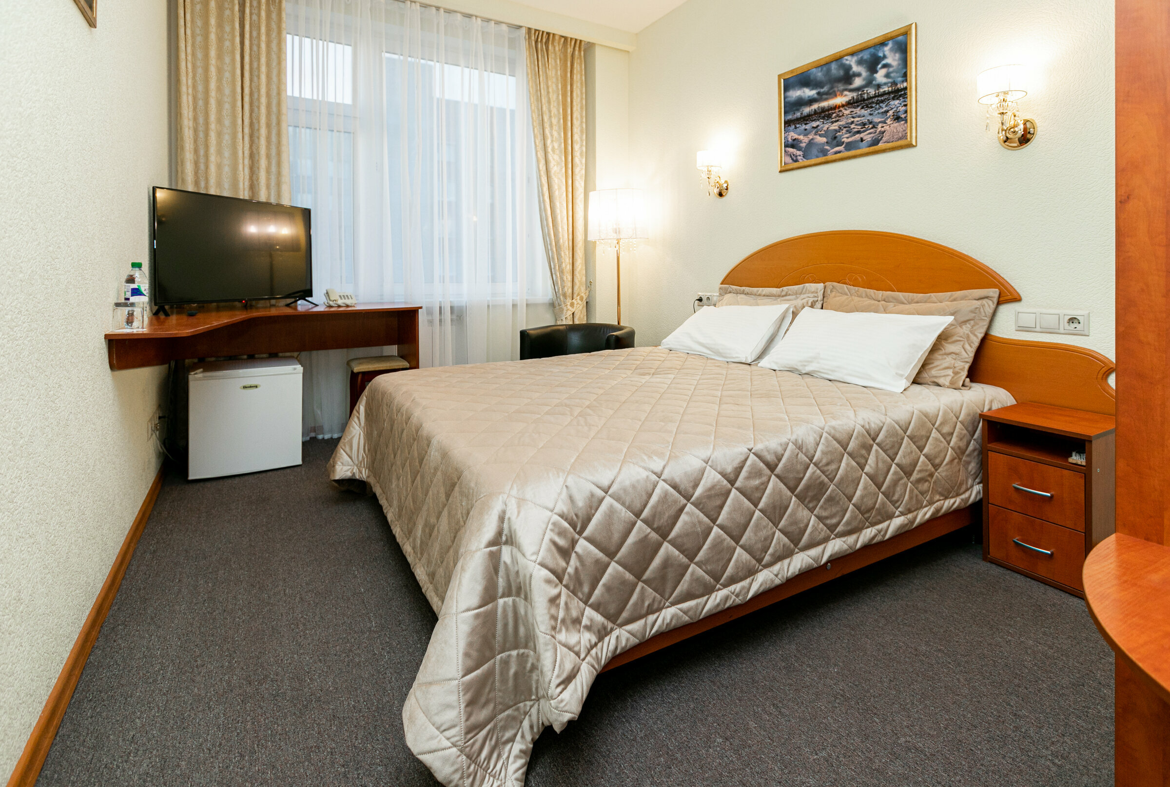 Стандартный номер с кроватью размера "queen-size"